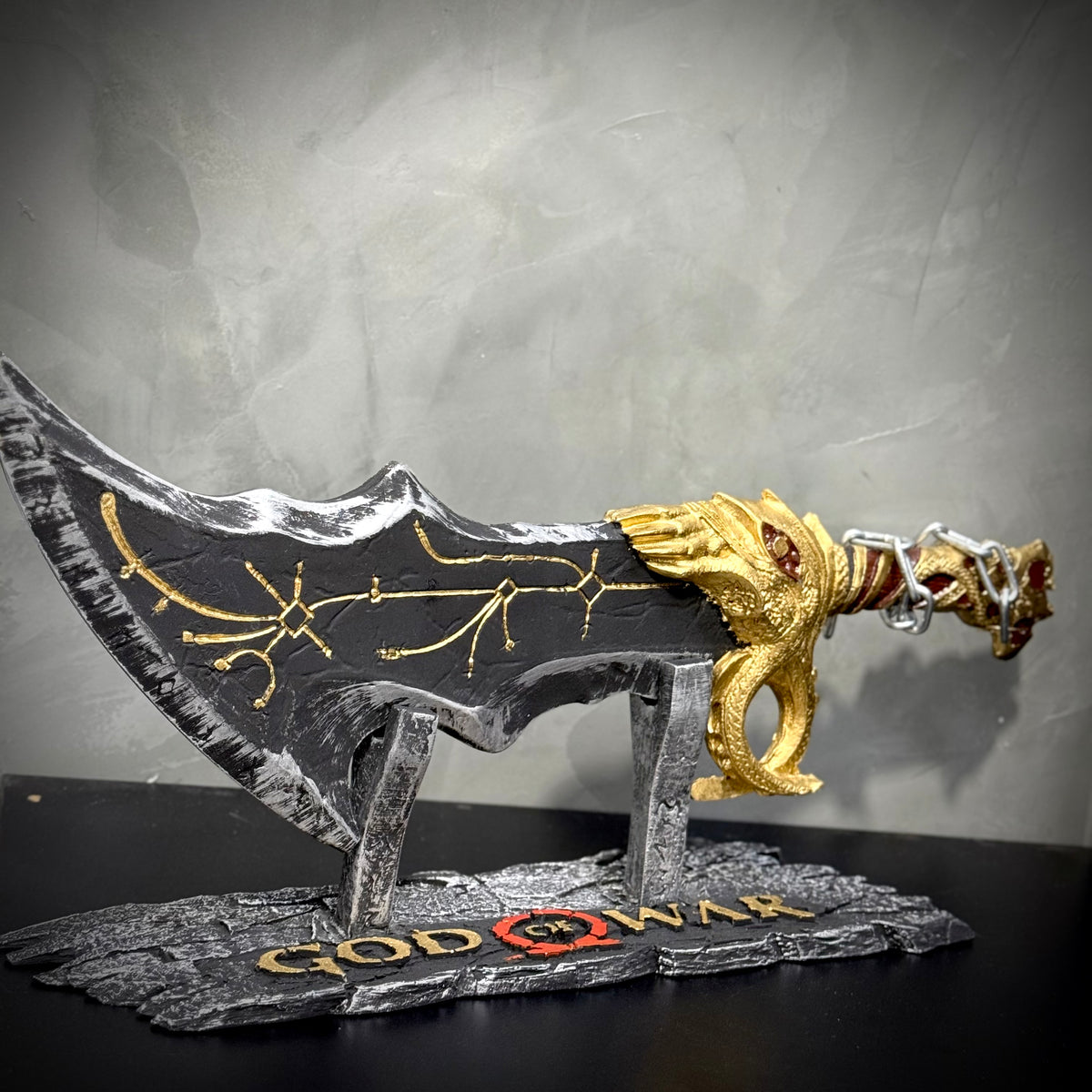 Espada Blade of Chaos God of War tamanho real Pronta Entrega Decoração de Luxo artesanal + chaveiro de brinde