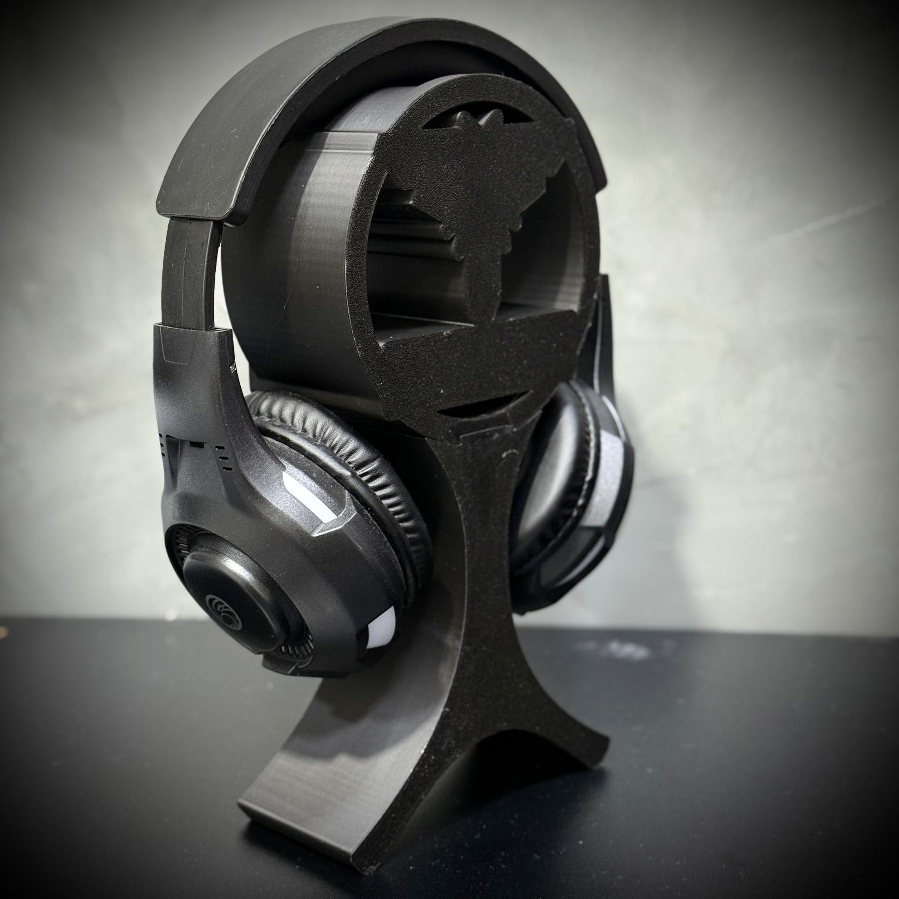 Suporte Premium Para Headset Fone Gamer The Last of Us de Luxo de luxo pintado a mão +CHAVEIRO DE BRINDE Pronta Entrega