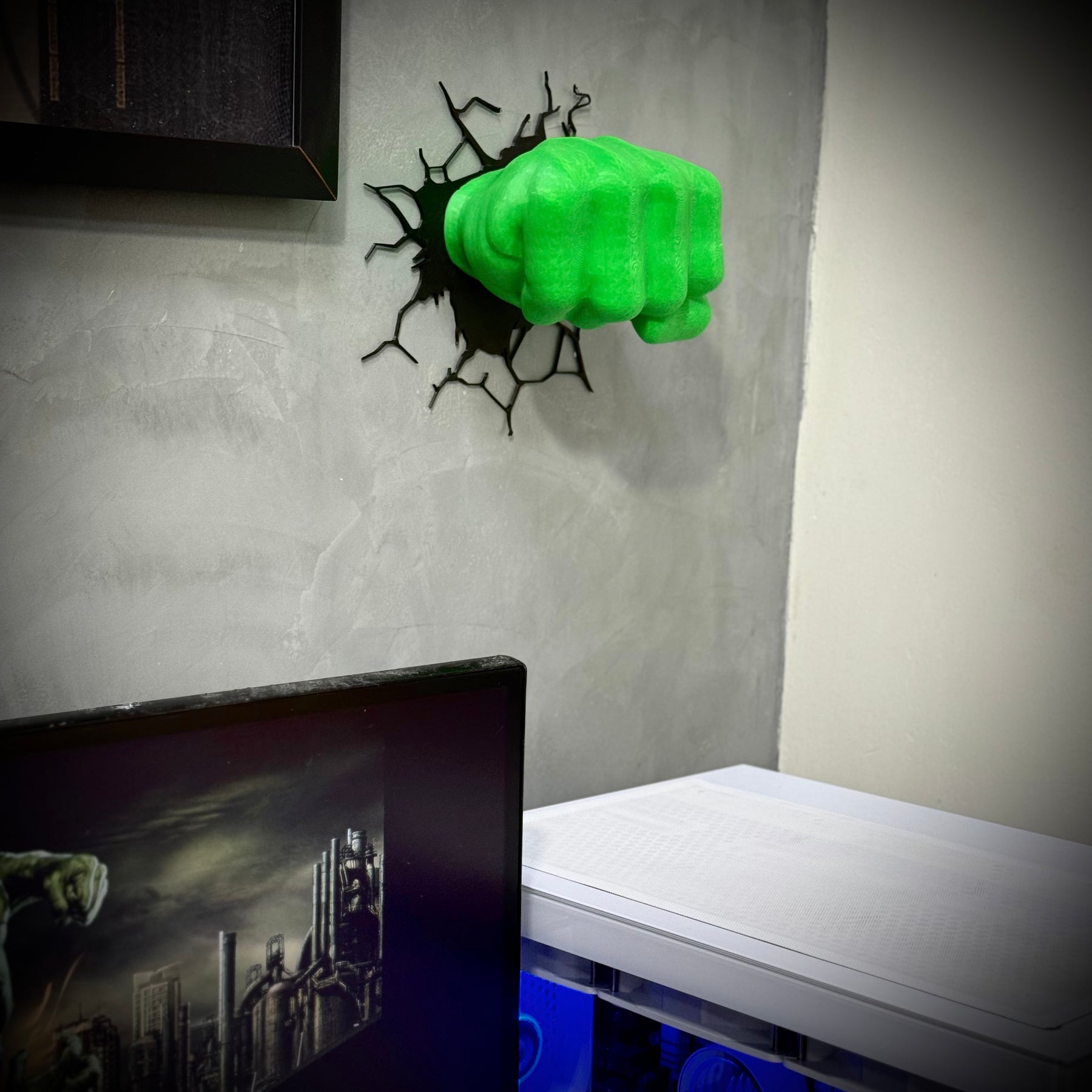 Quadro 3D Punho do Hulk de Luxo pintado a mão +CHAVEIRO DE BRINDE Pronta Entrega