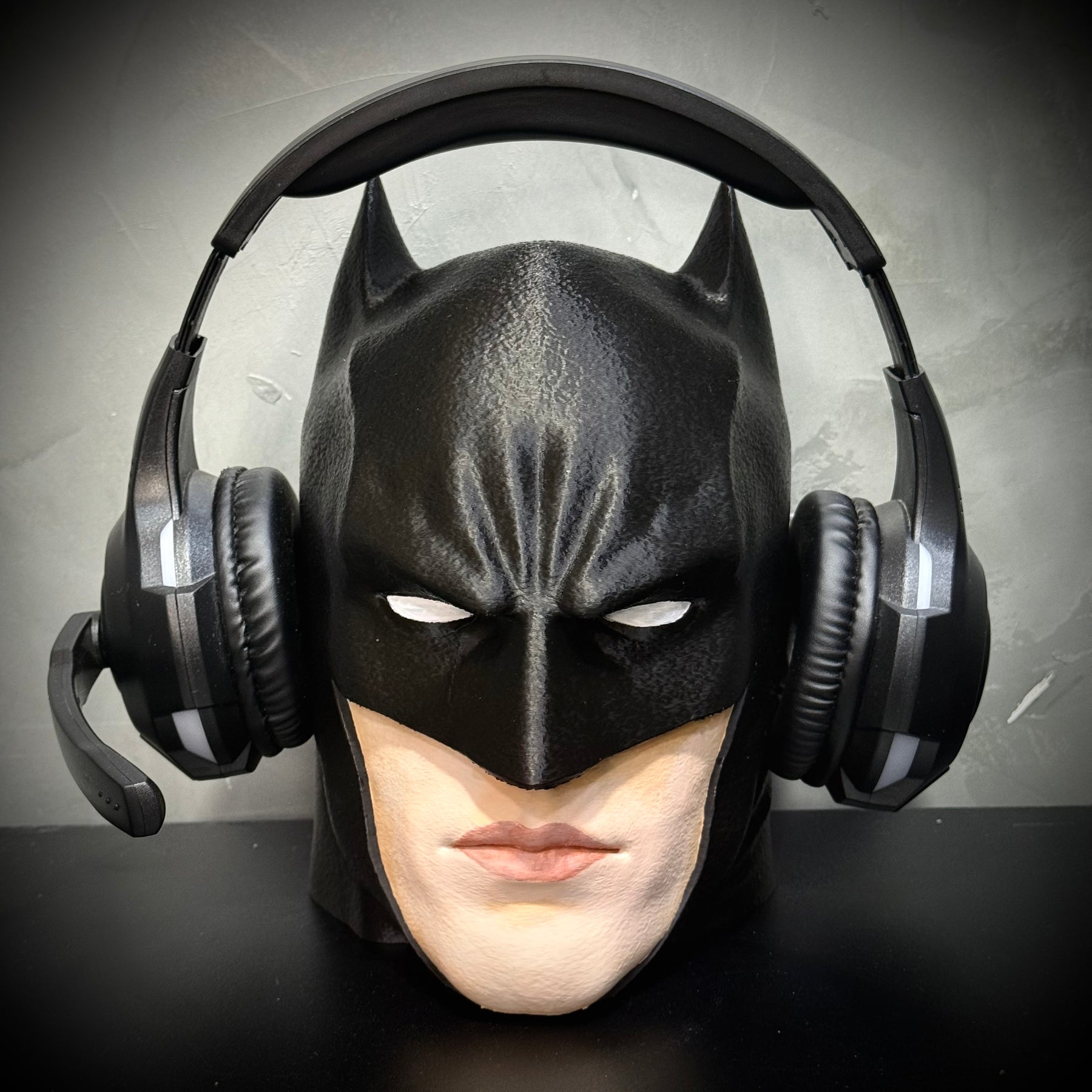 Suporte/Decoração Para Headset Fone Gamer - Batman de luxo pintado a mão Pronta Entrega