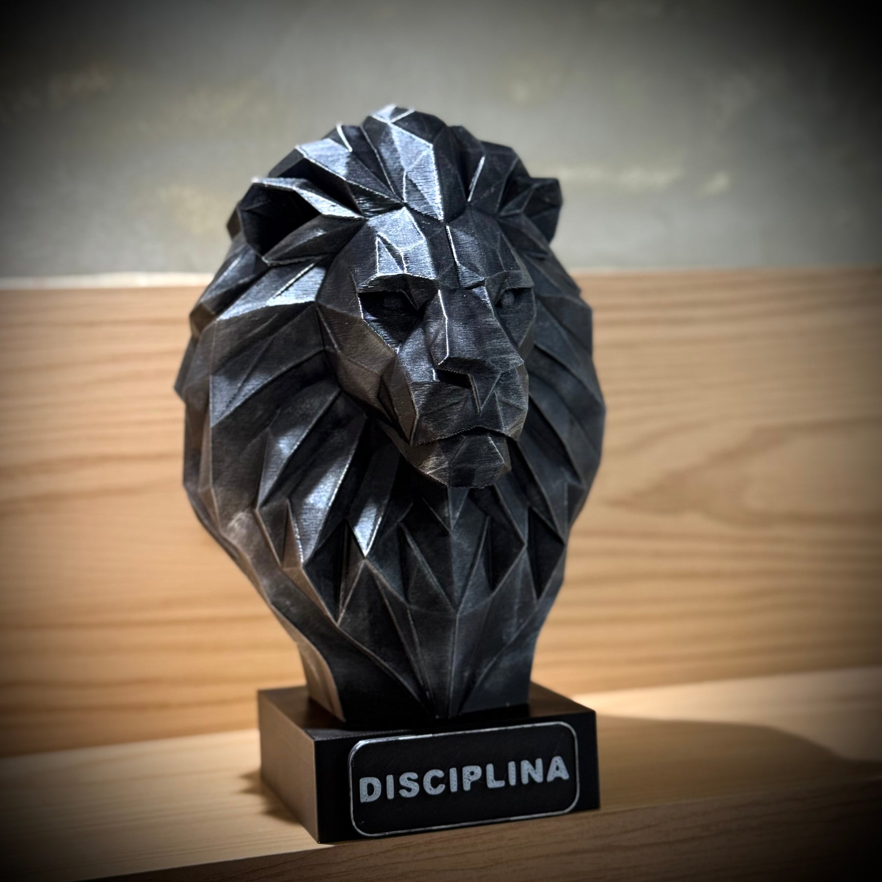 Kit 3 Bustos Premium Decorativos Leão Disciplina, Lobo Execução, Aguia Foco, de Luxo pintados a mão, Pronta entrega
