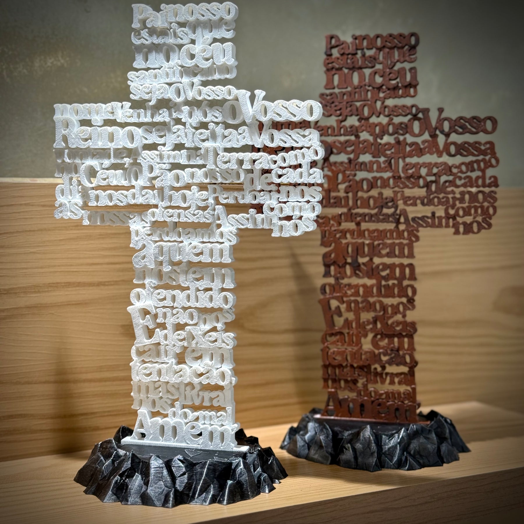 A cruz do pai nosso Figura Premium Decorativa de Luxo pintado a mão, Pronta entrega + Chaveiro Fé de Brinde!