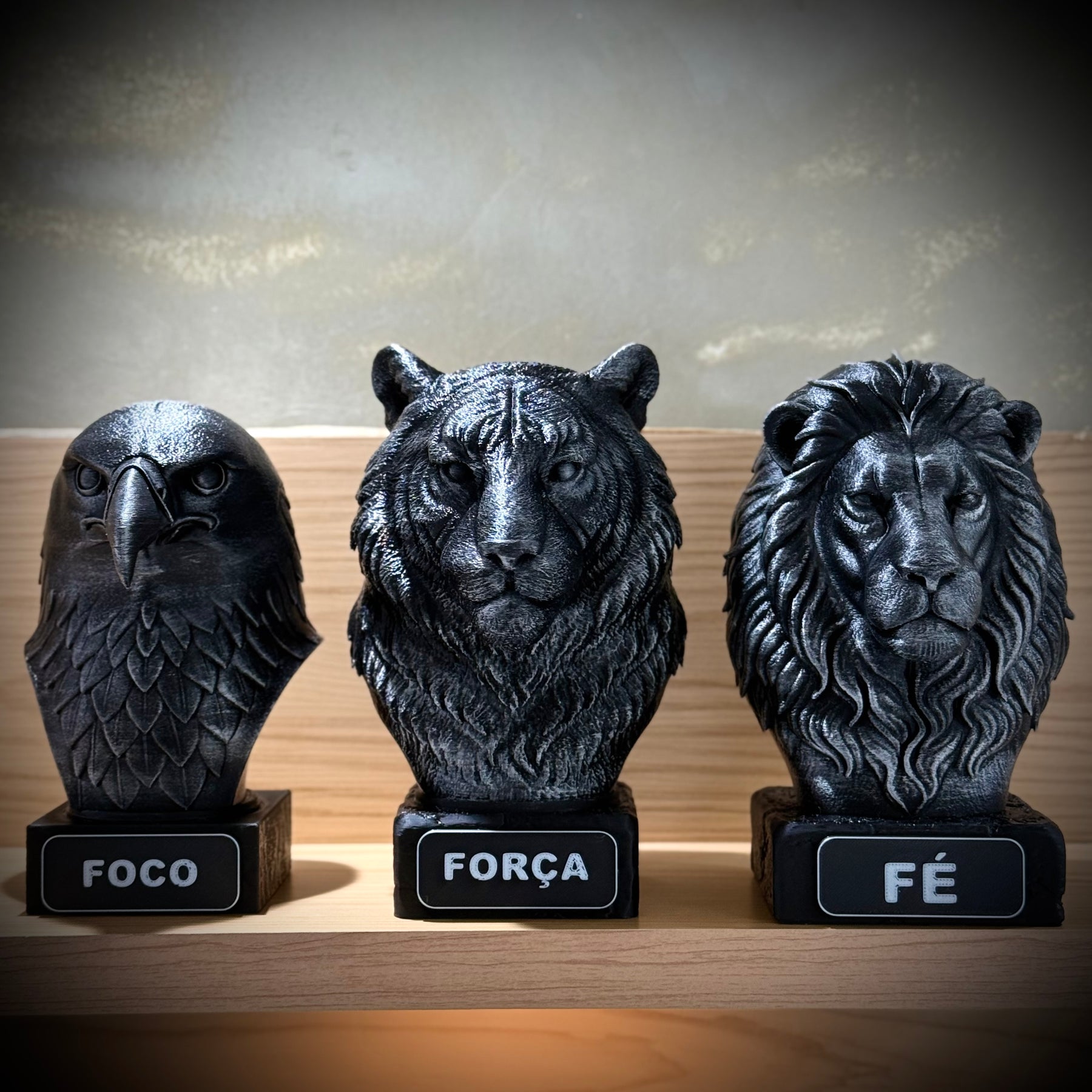 Kit 3 Bustos Premium Decorativos Aguia Foco, Tigre Força, Leão Fé, de Luxo pintados a mão, Pronta entrega