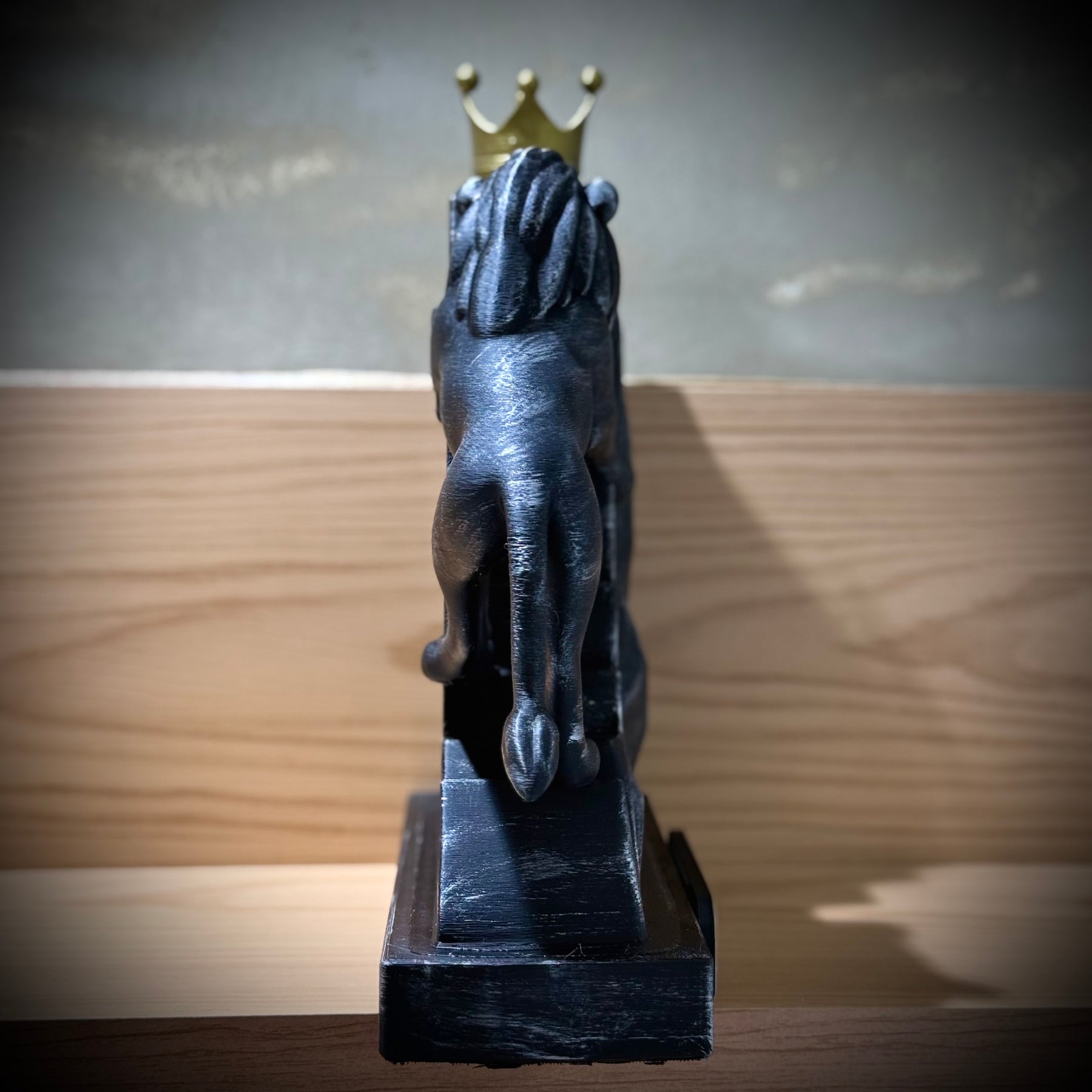 The Persistence Lion – ( Figure Leão da Persistência) Premium Decorativo de Luxo pintado a mão, Pronta entrega