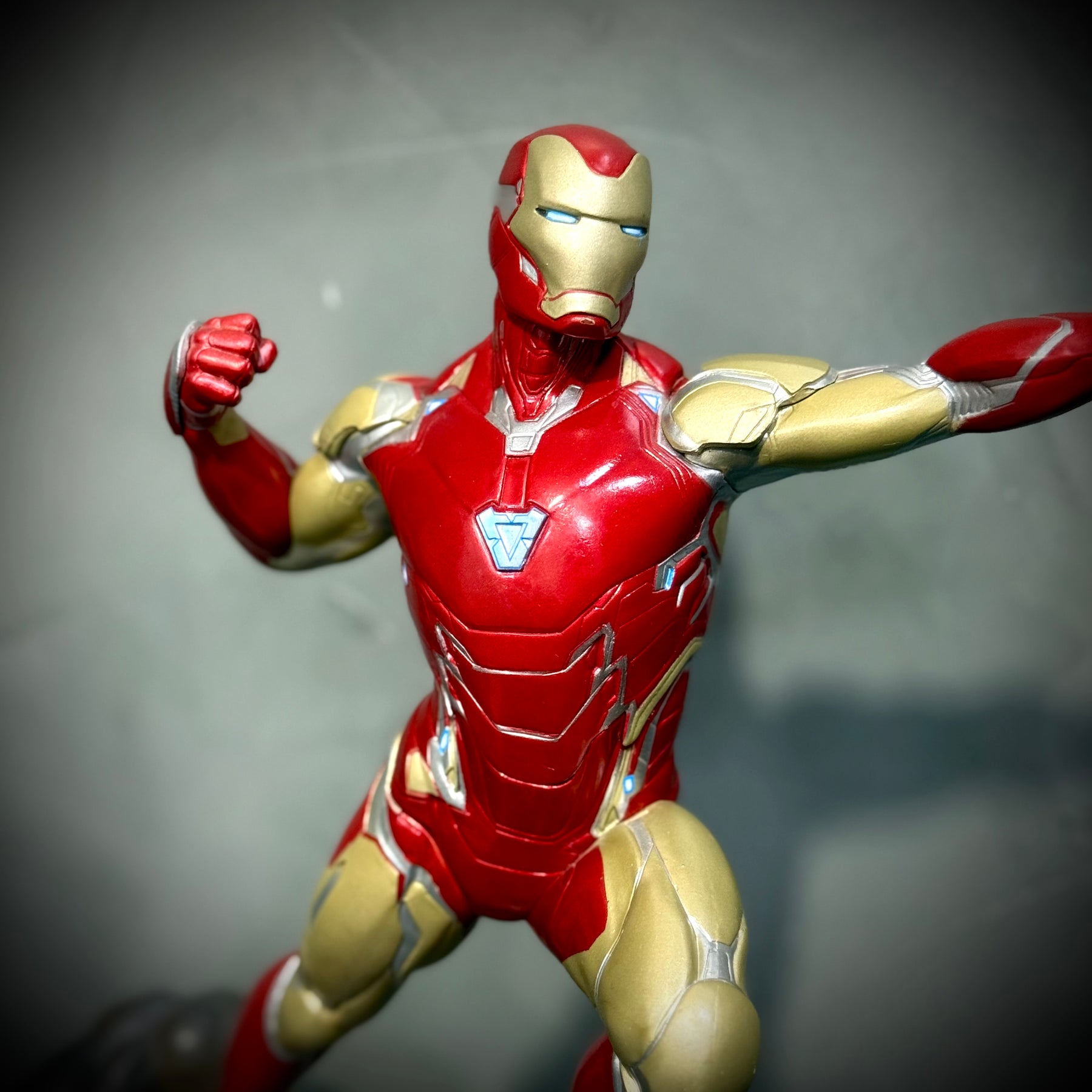 Action Figure Boneco Homem de ferro ( Iron man) de luxo pintado a mão Pronta Entrega Peça única
