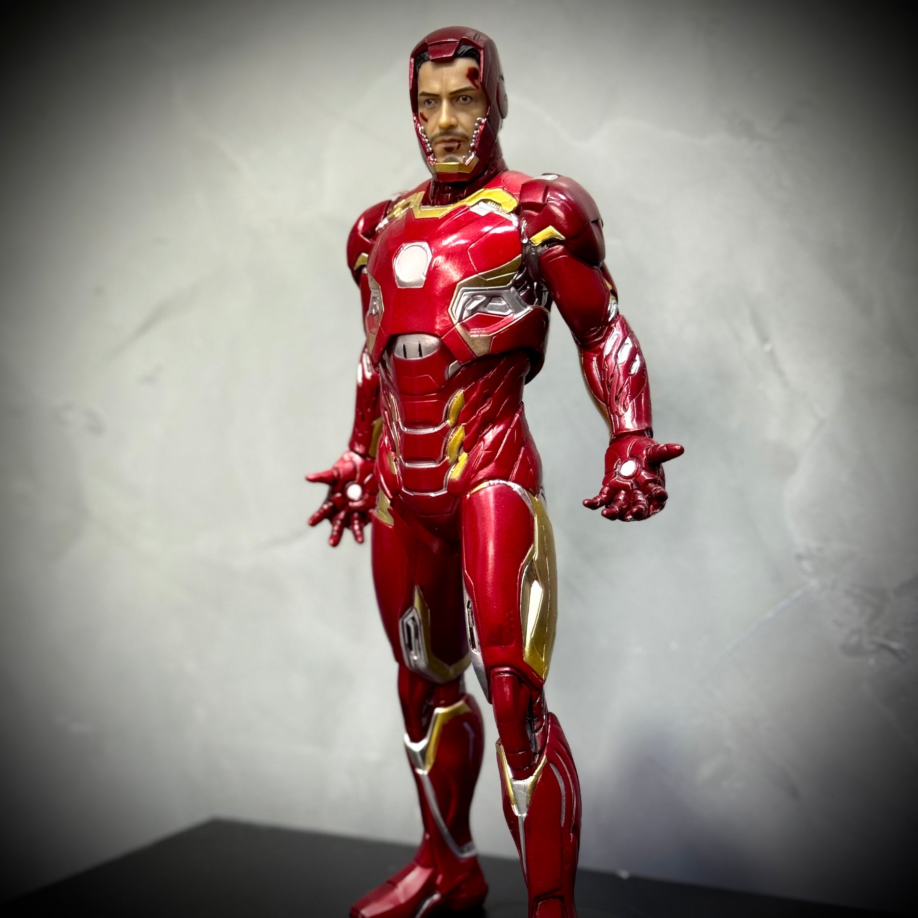 Action Figure Boneco Tony Stark ( Homem de ferro ) de luxo pintado a mão Pronta Entrega Peça única