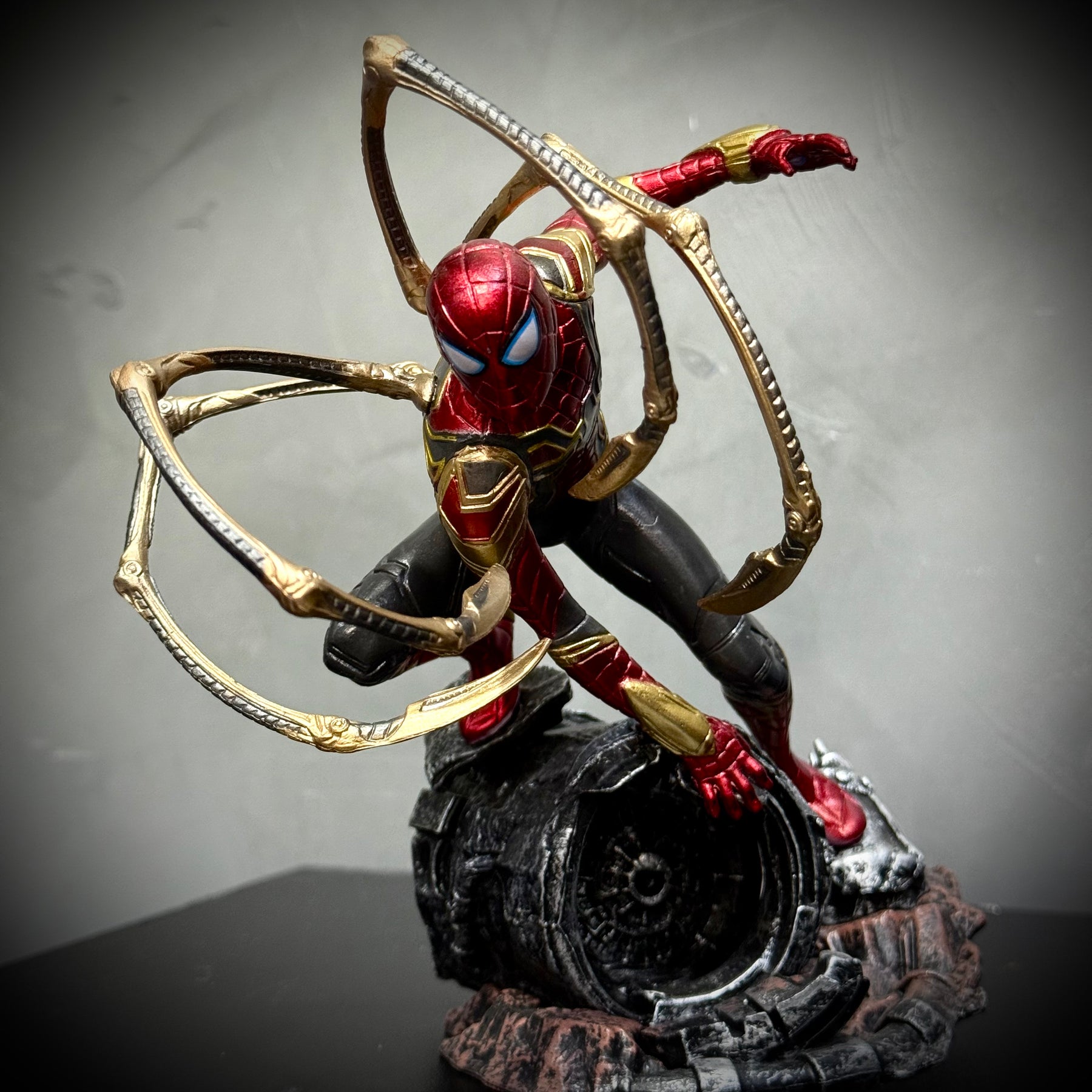Action Figure Boneco Homem aranha Spider man ( Traje Stark ) Grande de luxo pintado a mão Pronta Entrega Peça única