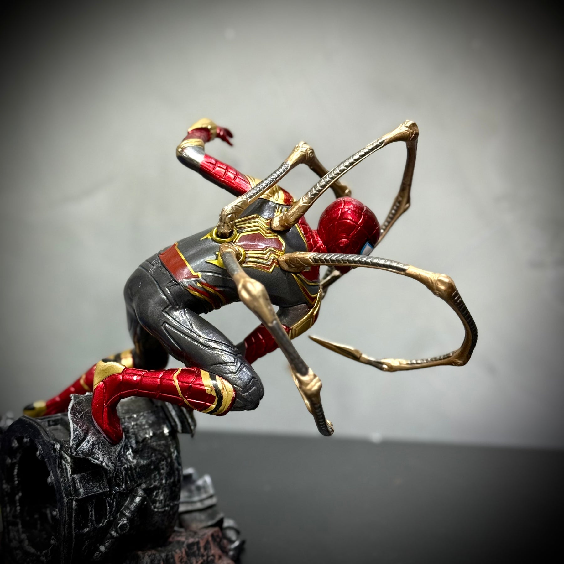 Action Figure Boneco Homem aranha Spider man ( Traje Stark ) Grande de luxo pintado a mão Pronta Entrega Peça única