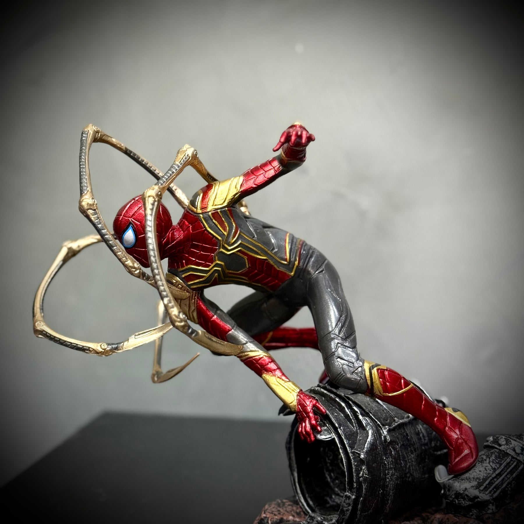 Action Figure Boneco Homem aranha Spider man ( Traje Stark ) Grande de luxo pintado a mão Pronta Entrega Peça única