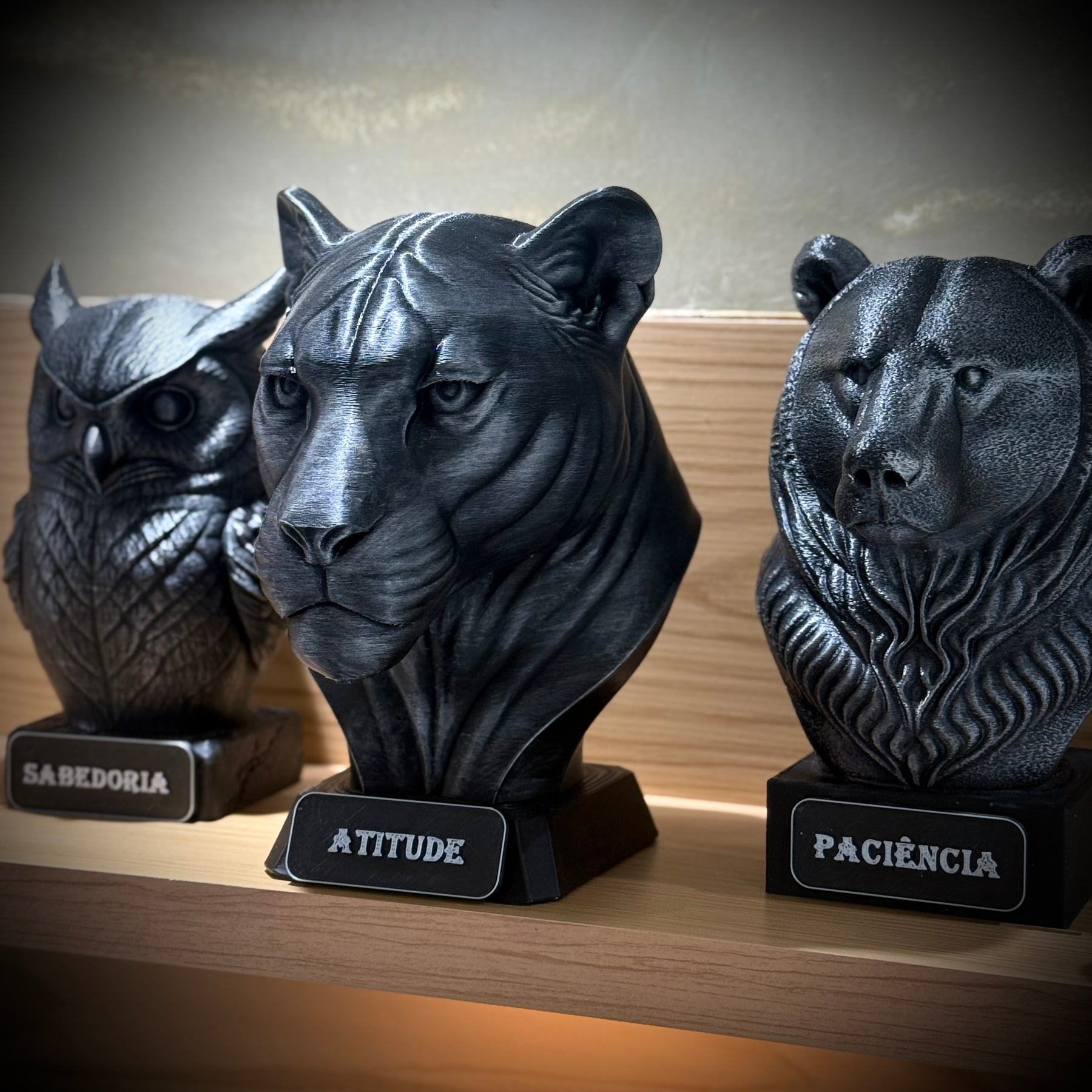 Kit 3 Bustos Premium Decorativos Coruja Sabedoria, Onça Atitude,Urso paciência , de Luxo pintados a mão, Pronta entrega