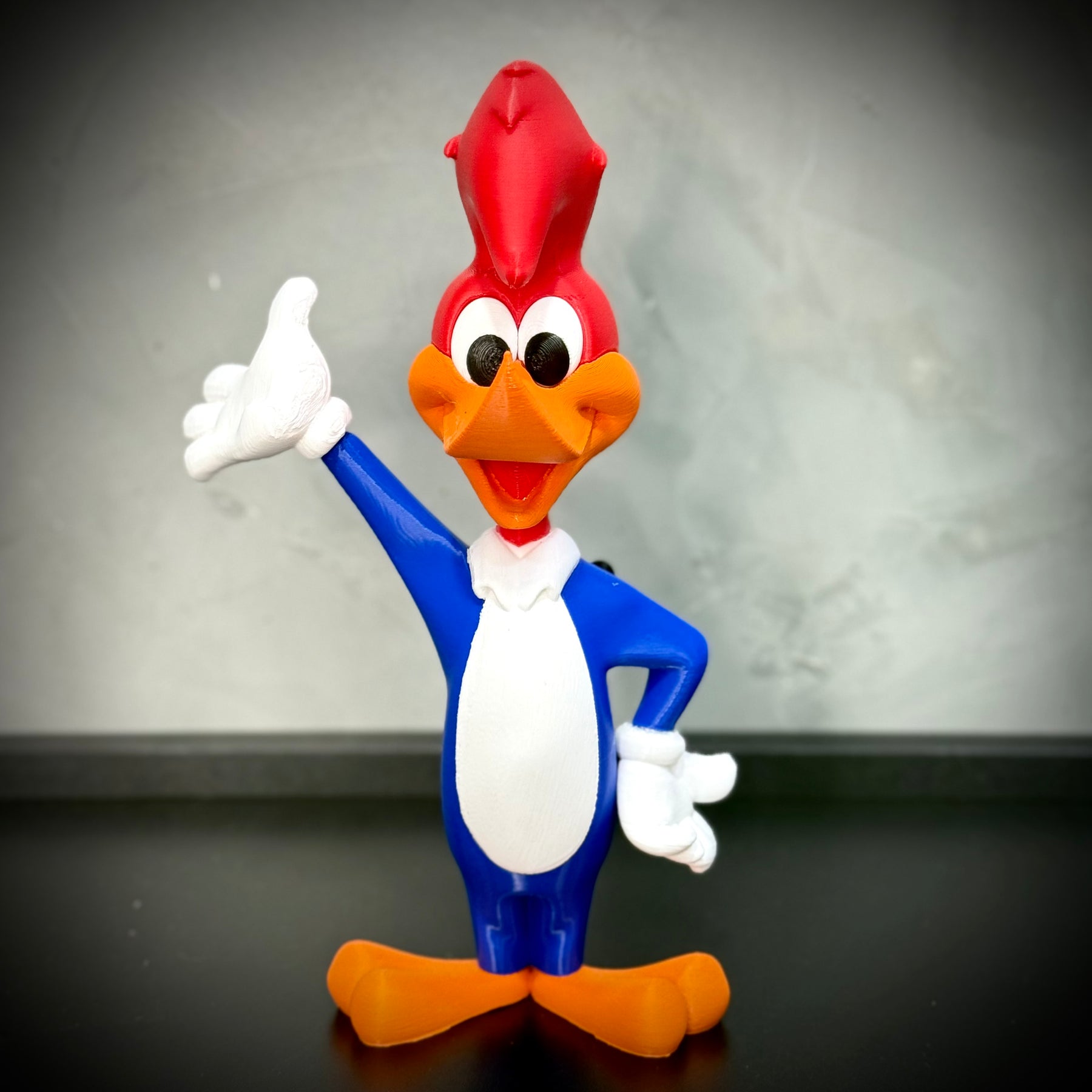 O Pica Pau– ( Figure decorativa estilo Cartoon) Premium de Luxo pintado a mão, Pronta entrega