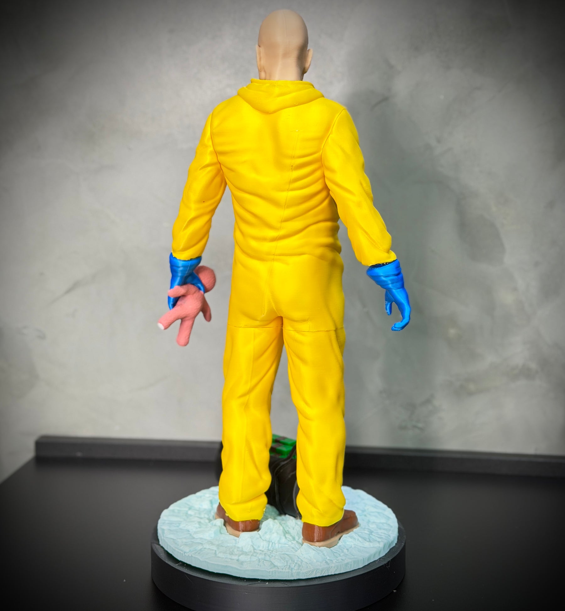 The Breaking Man – ( Figure Walter White Breaking Bad) Premium Decorativo  de Luxo pintado a mão, robusto  Pronta entrega