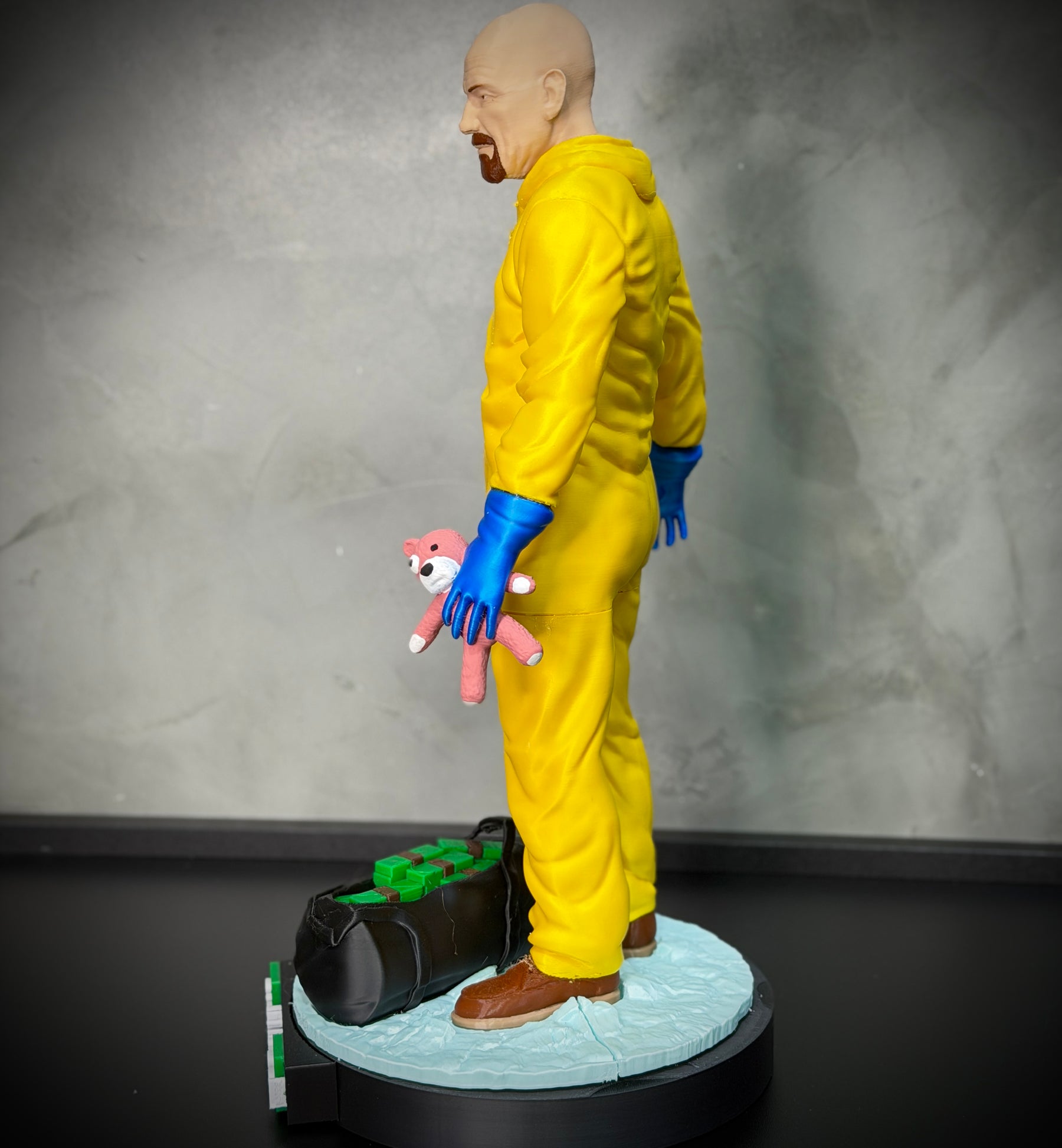The Breaking Man – ( Figure Walter White Breaking Bad) Premium Decorativo  de Luxo pintado a mão, robusto  Pronta entrega