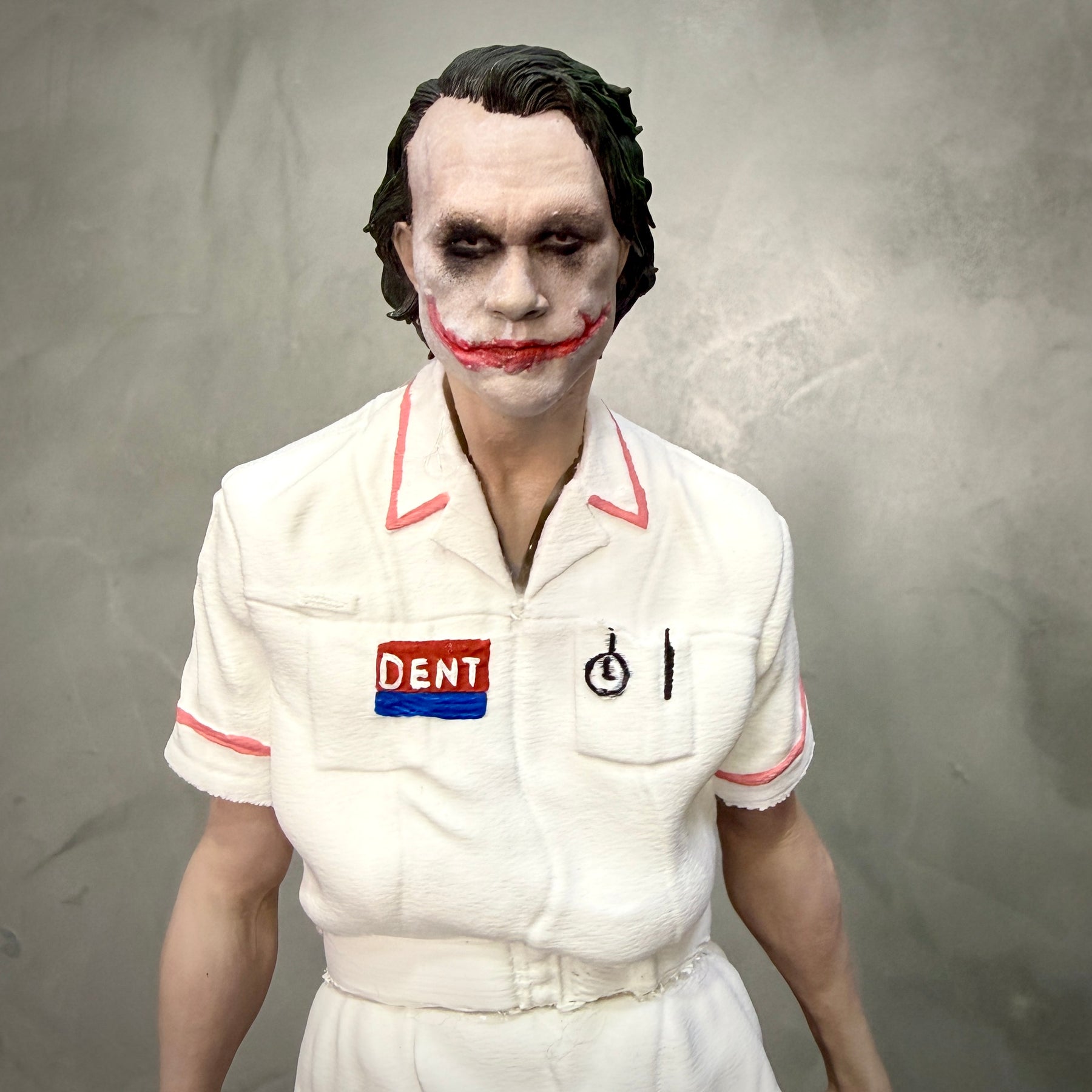 Action Figure Premium Boneco Coringa ( Heath Ledger Joker) Enfermeira Grande 35cm de luxo  pintado a mão Pronta Entrega