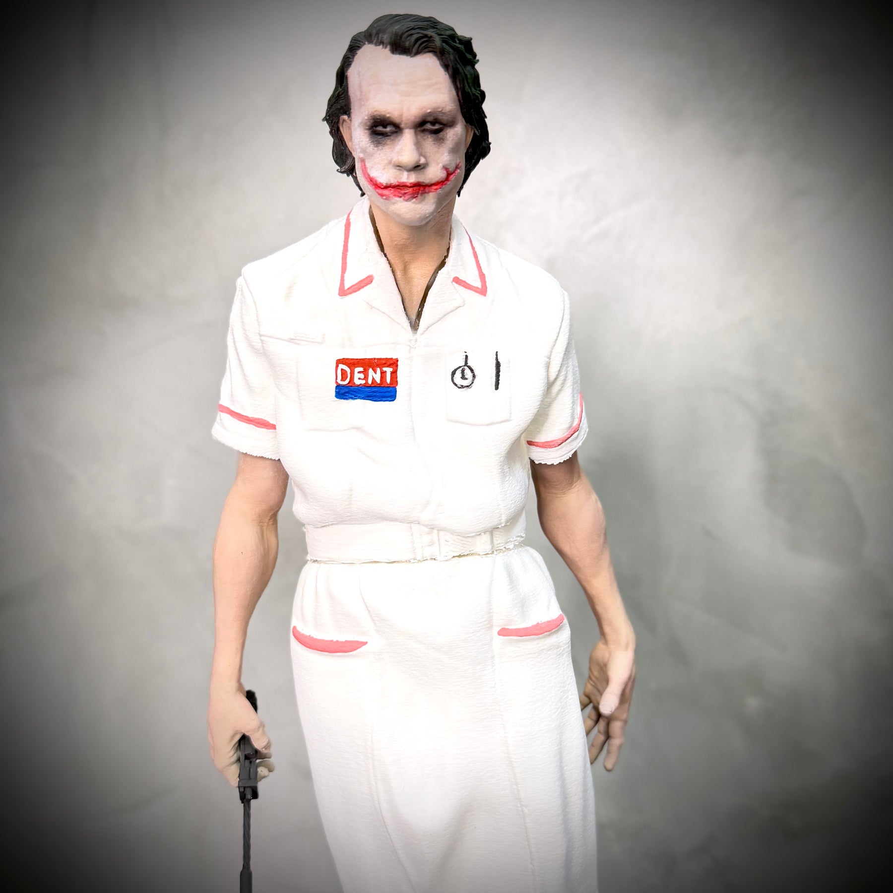 Action Figure Premium Boneco Coringa ( Heath Ledger Joker) Enfermeira Grande 35cm de luxo  pintado a mão Pronta Entrega