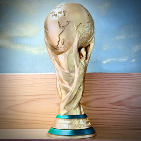 The Hexa Legacy – (Taça da Copa Tamanho Real ) Obra de Arte Decorativa Premium, pintada à mão Pronta entrega