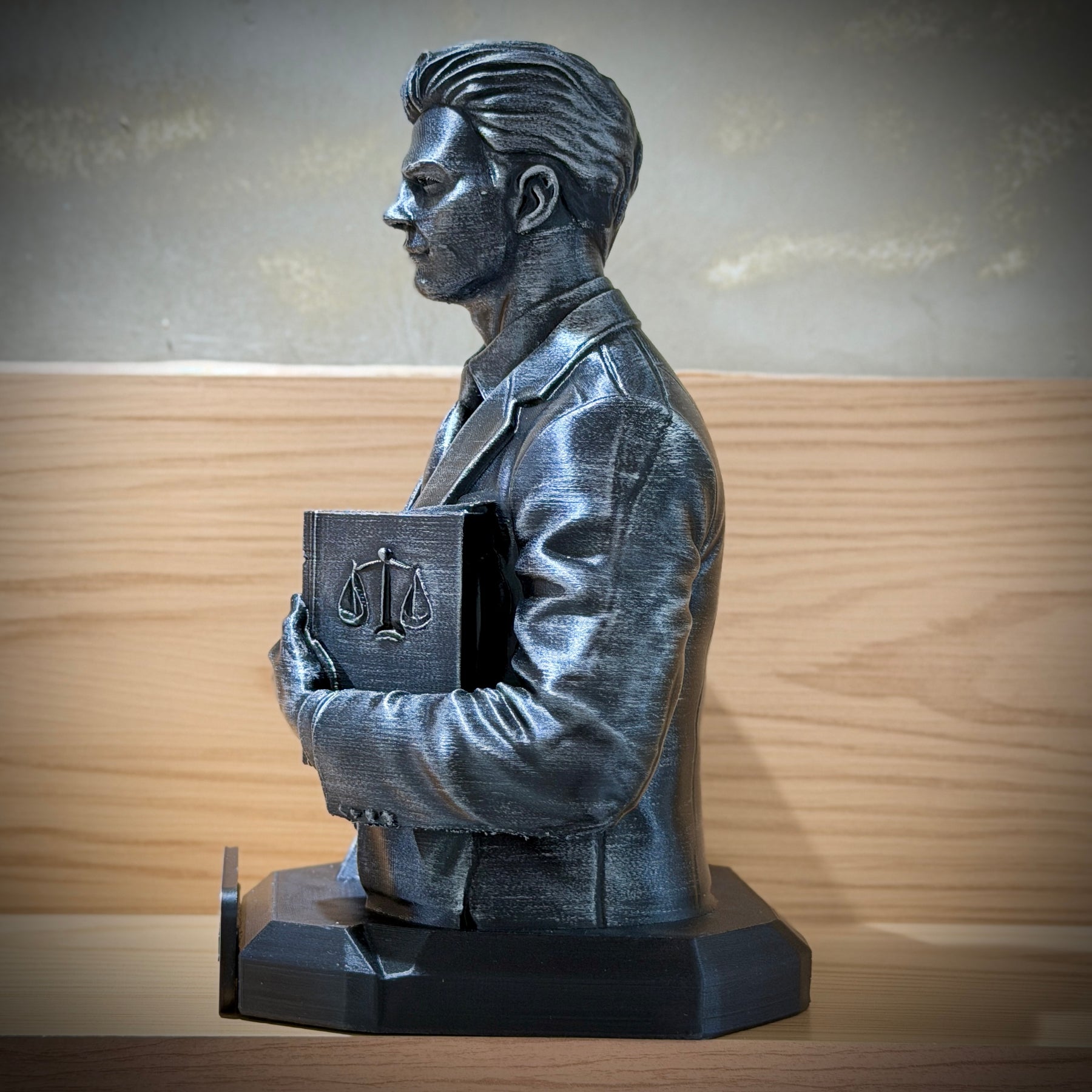 The Lawyer Legacy ( Figure decorativa Profissoes: Advogado (a)  Premium Decorativo  de Luxo pintado a mão, Pronta entrega