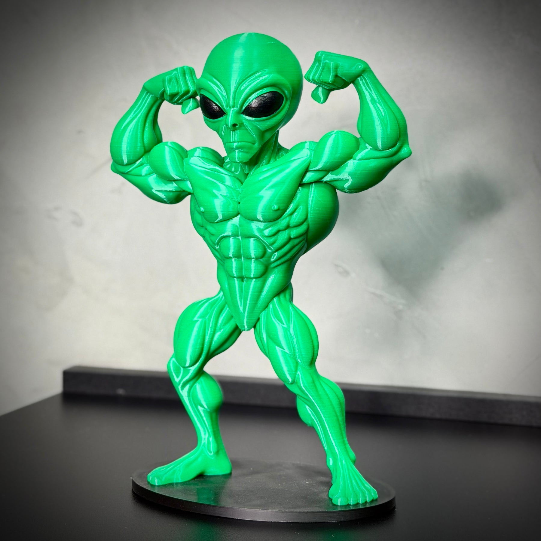 The Bodybuilder Alien – (Figure ET Bombado)Premium de Luxo a mão, Pronta entrega Limitado