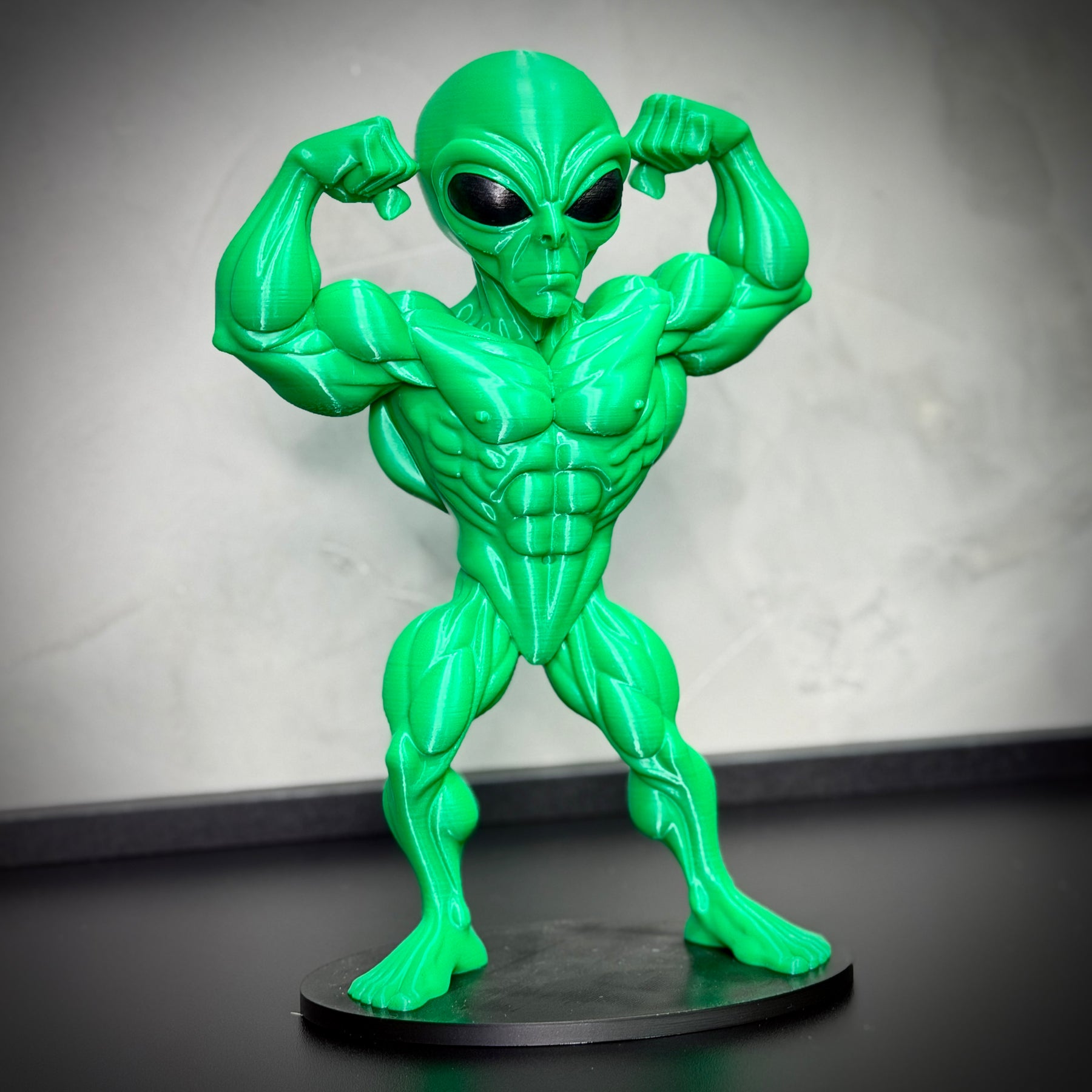 The Bodybuilder Alien – (Figure ET Bombado)Premium de Luxo a mão, Pronta entrega Limitado
