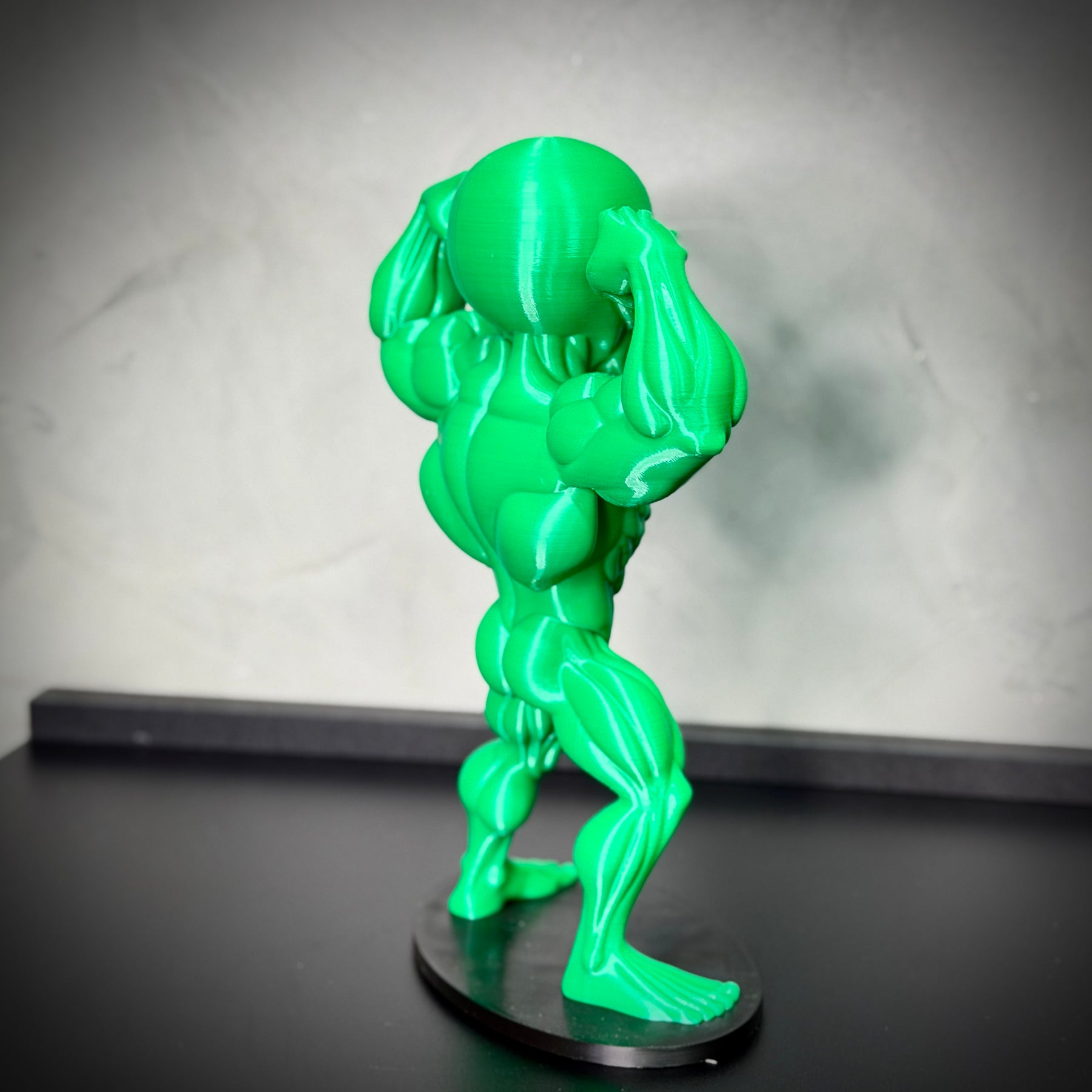 The Bodybuilder Alien – (Figure ET Bombado)Premium de Luxo a mão, Pronta entrega Limitado