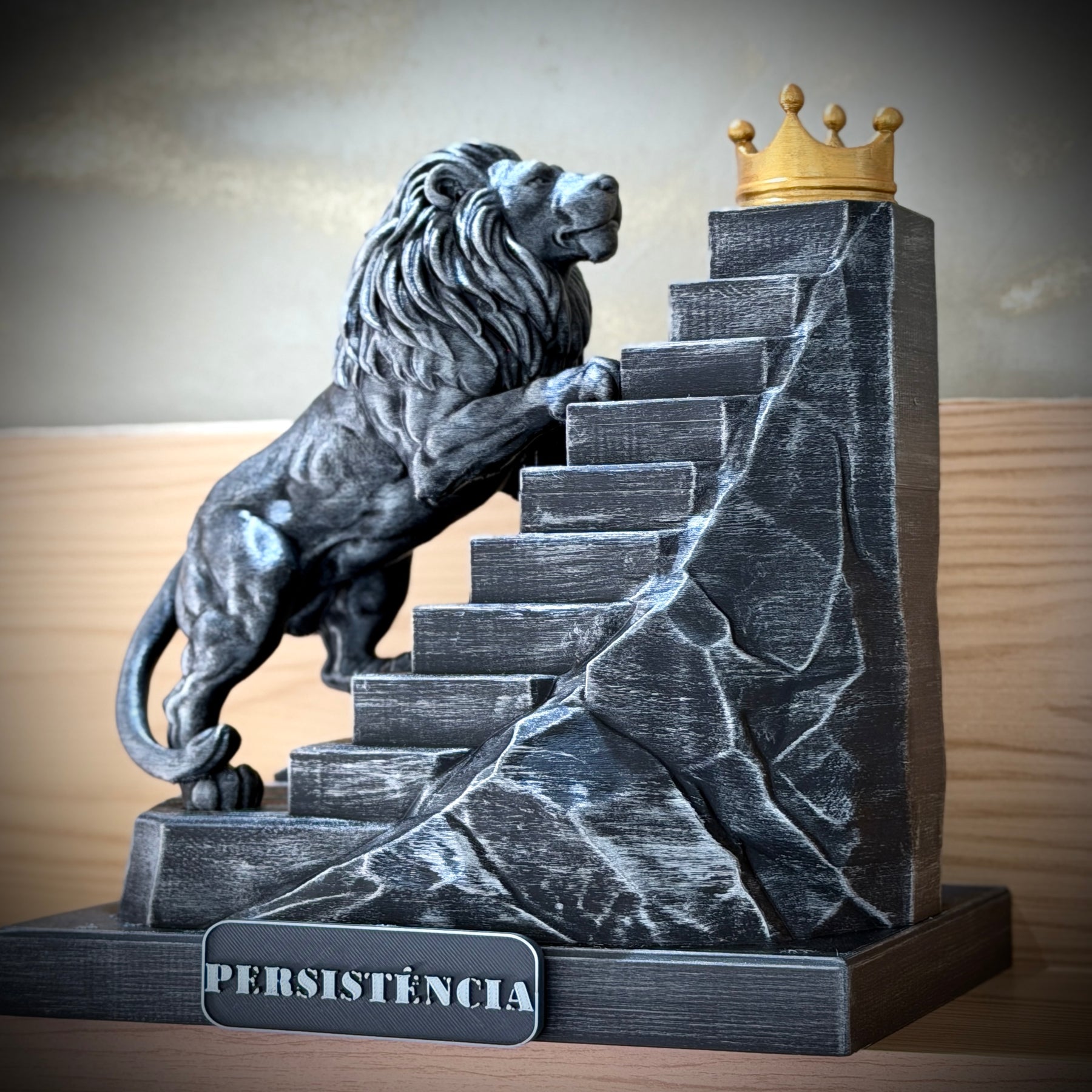 The Persistence Lion 2  – ( Figure Leão da Persistência nova versão robusta) Premium Decorativo  de Luxo pintado a mão, Pronta entrega ORIGINAL