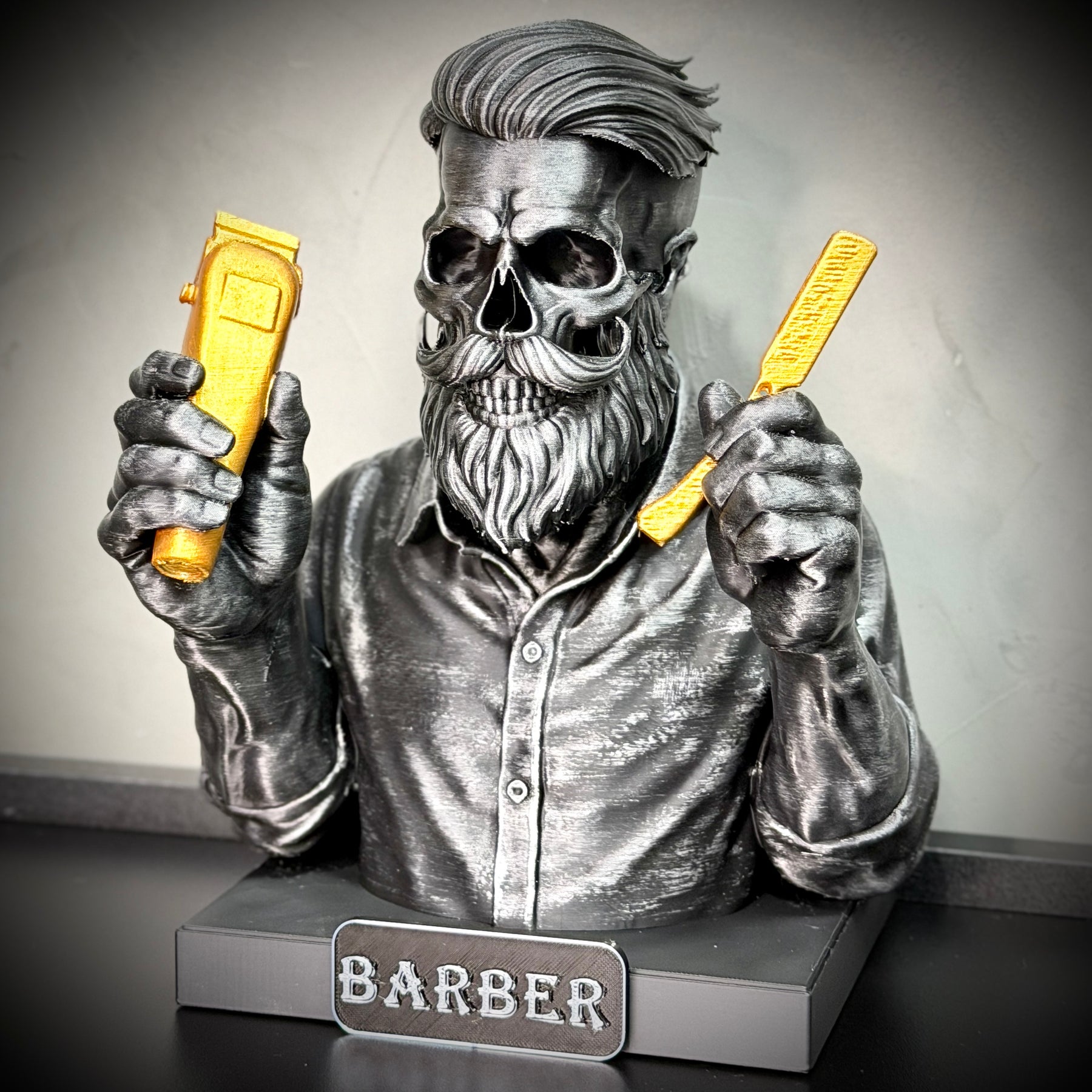 The Barber Skull– ( Figure Barbeiro Caveira) Premium Decorativo  de Luxo pintado a mão, Pronta entrega + Personalização Grátis ORIGINAL