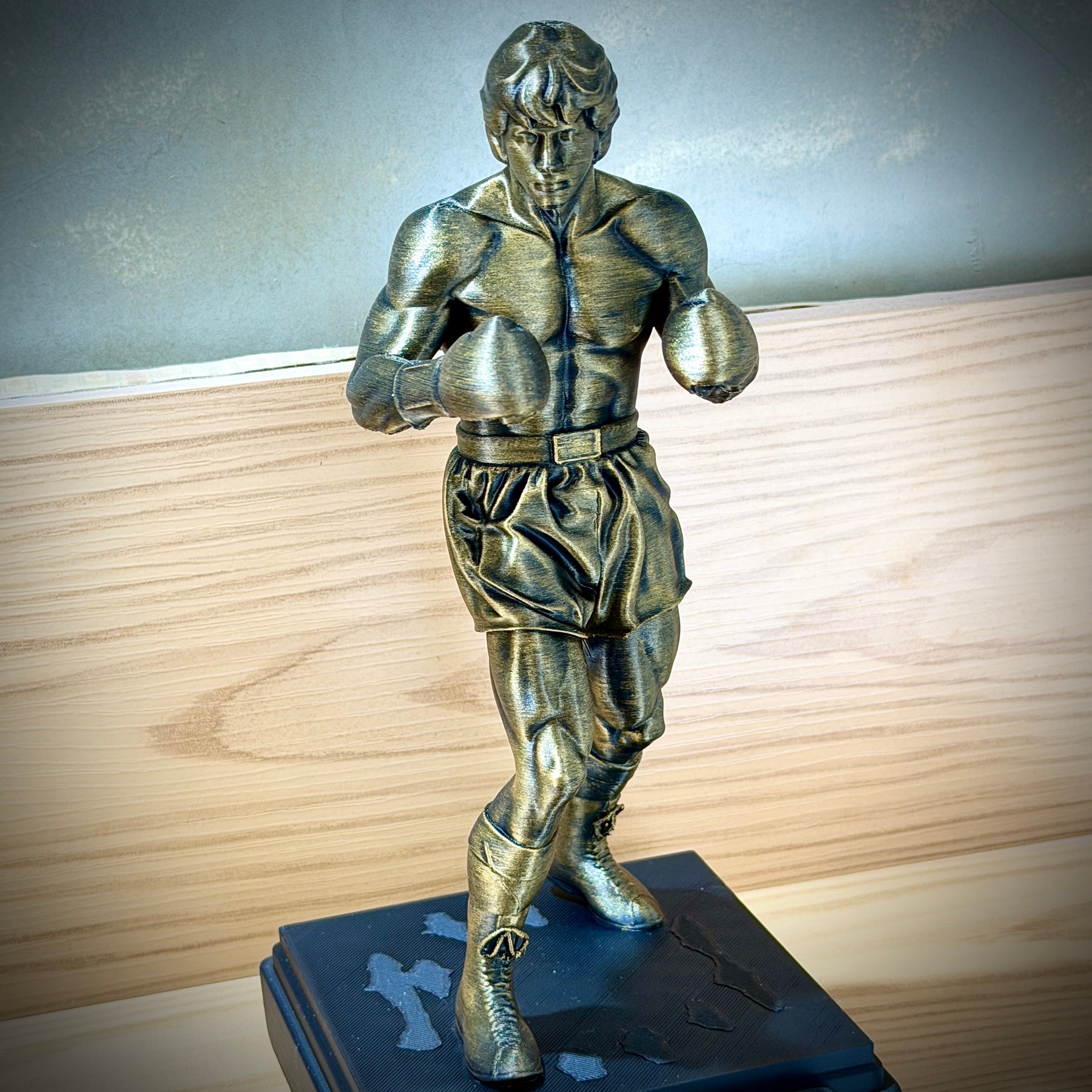 The Champion Rocky – ( Figure Rocky Balboa ) Premium Decorativo  de Luxo pintado a mão, Pronta entrega ORIGINAL.