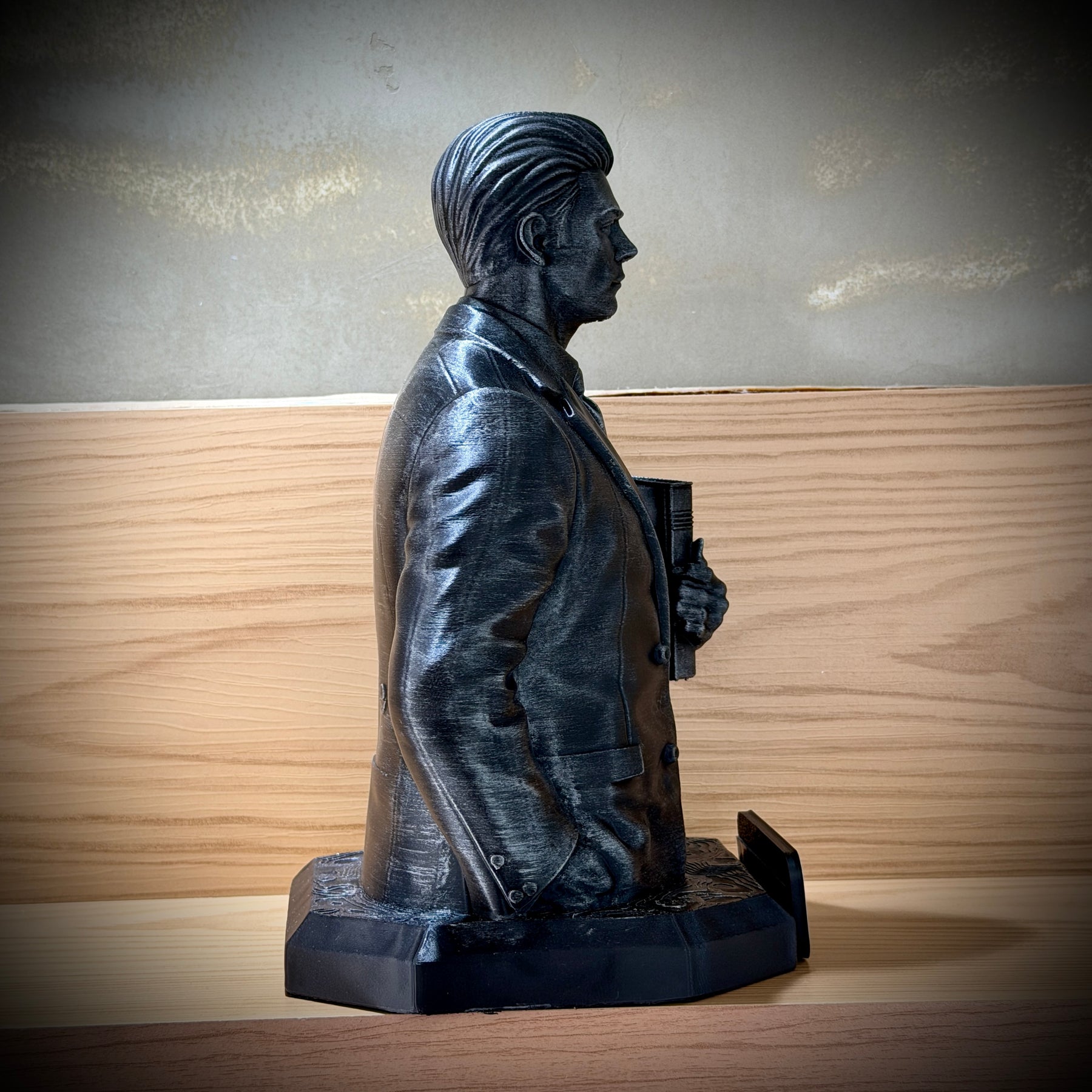 The Lawyer Legacy ( Figure decorativa Profissoes: Advogado (a)  Premium Decorativo  de Luxo pintado a mão, Pronta entrega ORIGINAL.
