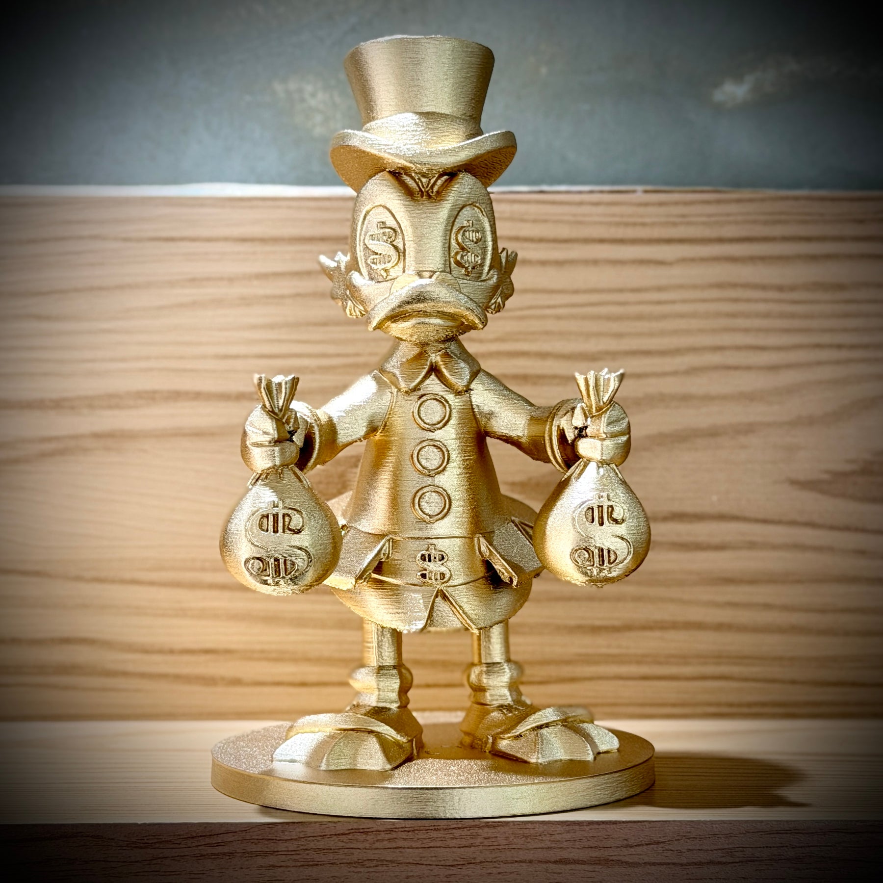 The McDuck Toten – ( Toten Tio Patinhas Dourado) Premium Decorativo  de Luxo pintado a mão, Pronta entrega ORIGINAL.