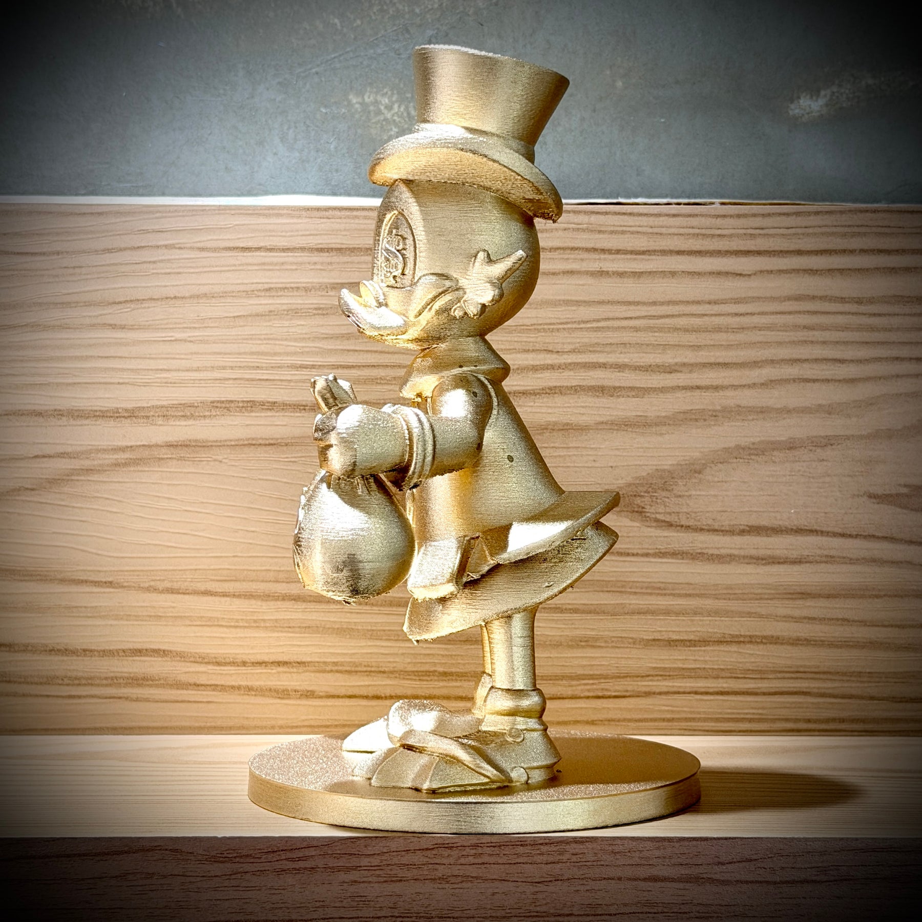 The McDuck Toten – ( Toten Tio Patinhas Dourado) Premium Decorativo  de Luxo pintado a mão, Pronta entrega ORIGINAL.