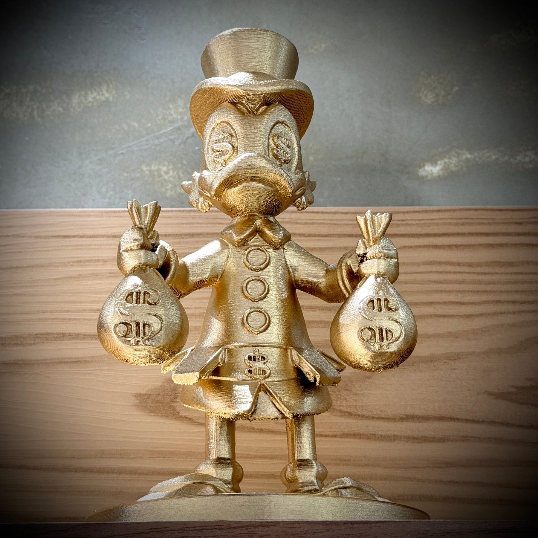 The McDuck Toten – ( Toten Tio Patinhas Dourado) Premium Decorativo  de Luxo pintado a mão, Pronta entrega ORIGINAL.