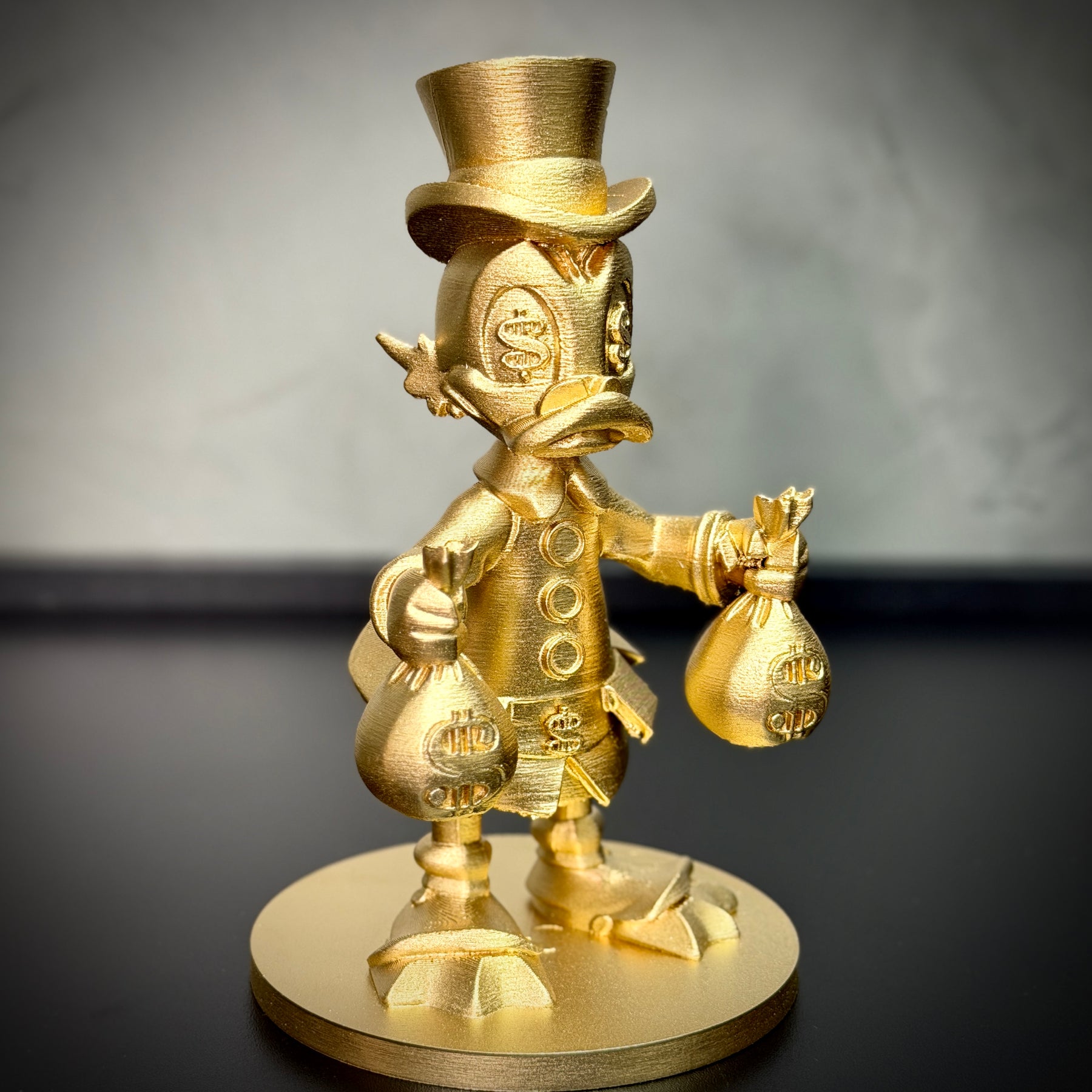 The McDuck Toten – ( Toten Tio Patinhas Dourado) Premium Decorativo  de Luxo pintado a mão, Pronta entrega ORIGINAL.