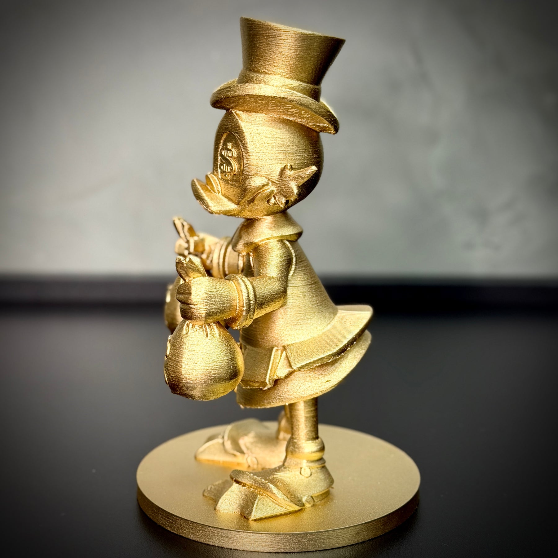 The McDuck Toten – ( Toten Tio Patinhas Dourado) Premium Decorativo  de Luxo pintado a mão, Pronta entrega ORIGINAL.