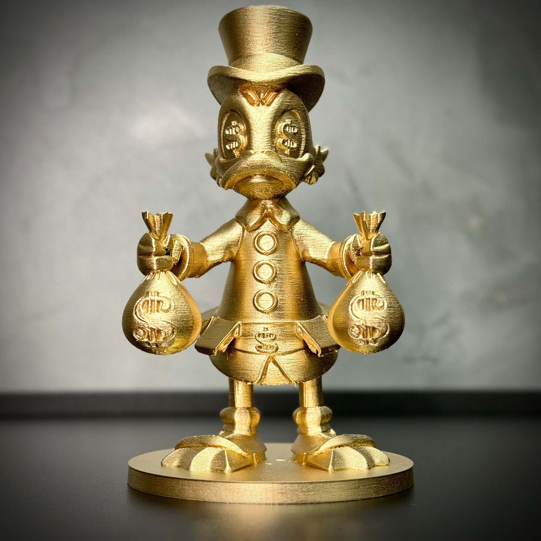 The McDuck Toten – ( Toten Tio Patinhas Dourado) Premium Decorativo  de Luxo pintado a mão, Pronta entrega ORIGINAL.