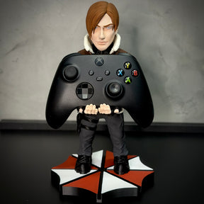 Suporte Premium Para Controle de Playstation e Xbox Leon Resident Evil  de luxo  pintado a mão Pronta Entrega com chaveiro de brinde