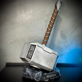 Martelo do Thor  Mjolnir Thor (Tamanho Real de Luxo) Com Base Colecionável Decoração de Luxo Pronta Entrega