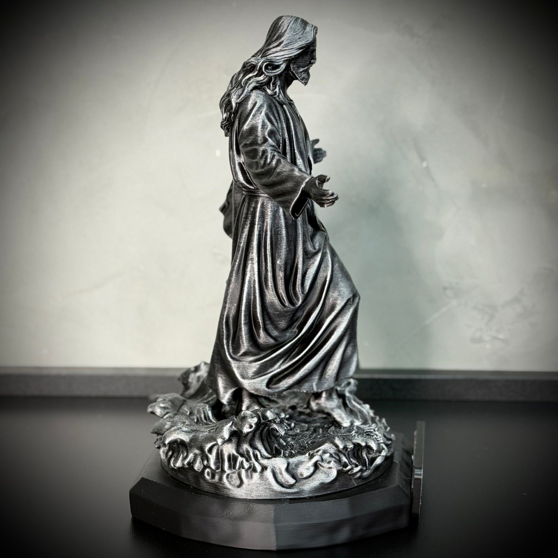 Jesus Walk on Water– ( Figure de luxo Jesus andando nas águas) Premium Decorativo  de Luxo pintado a mão, Pronta entrega ORIGINAL.