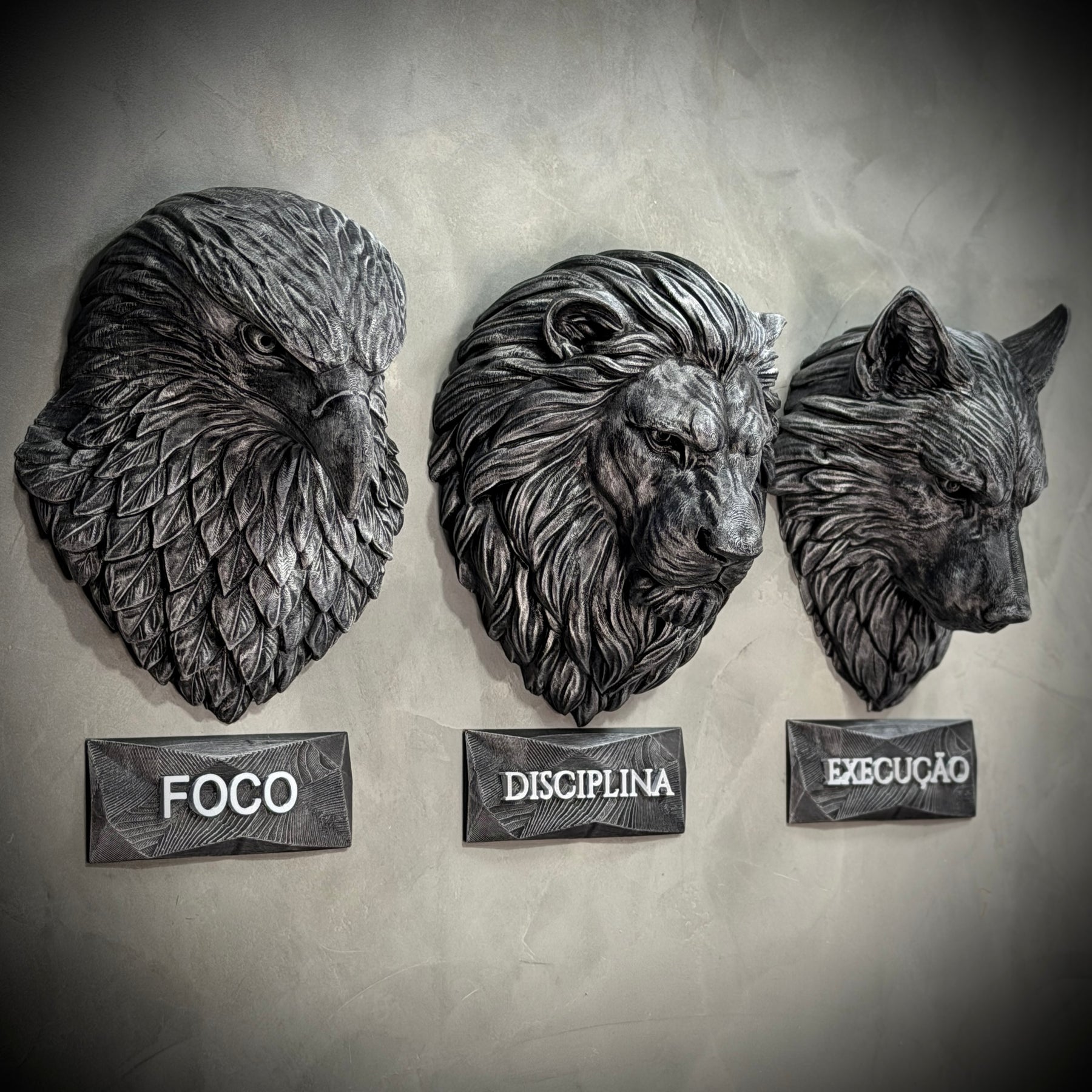 Kit 3 Artes de Parede Premium Decorativos Leão Disciplina, Lobo Execução, Aguia Foco, de Luxo pintados a mão, Pronta entrega ORIGINAL.