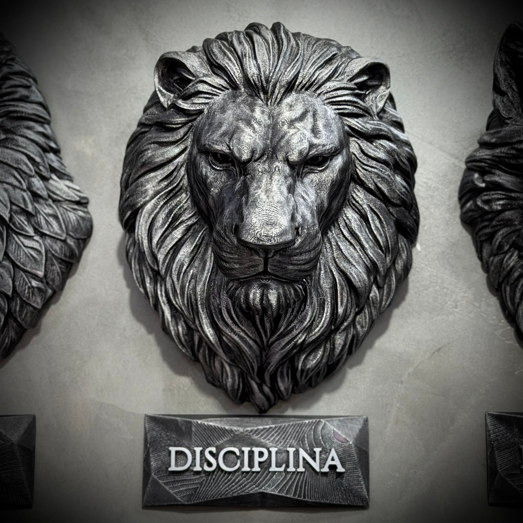 Kit 3 Artes de Parede Premium Decorativos Leão Disciplina, Lobo Execução, Aguia Foco, de Luxo pintados a mão, Pronta entrega ORIGINAL.