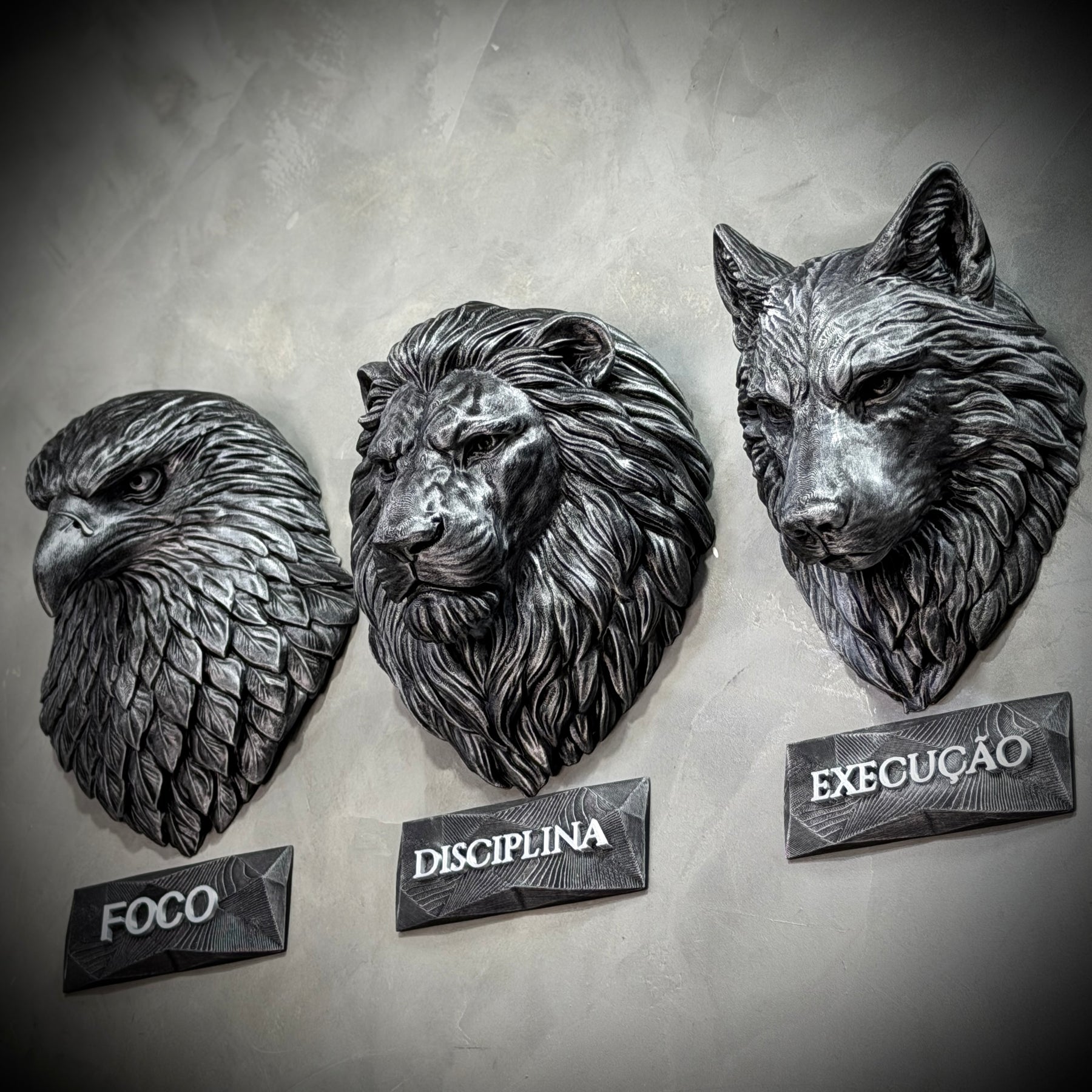 Kit 3 Artes de Parede Premium Decorativos Leão Disciplina, Lobo Execução, Aguia Foco, de Luxo pintados a mão, Pronta entrega ORIGINAL.