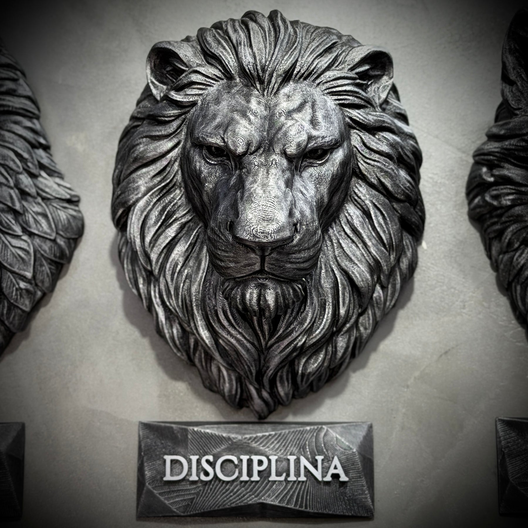 Kit 3 Artes de Parede Premium Decorativos Leão Disciplina, Lobo Execução, Aguia Foco, de Luxo pintados a mão, Pronta entrega ORIGINAL.