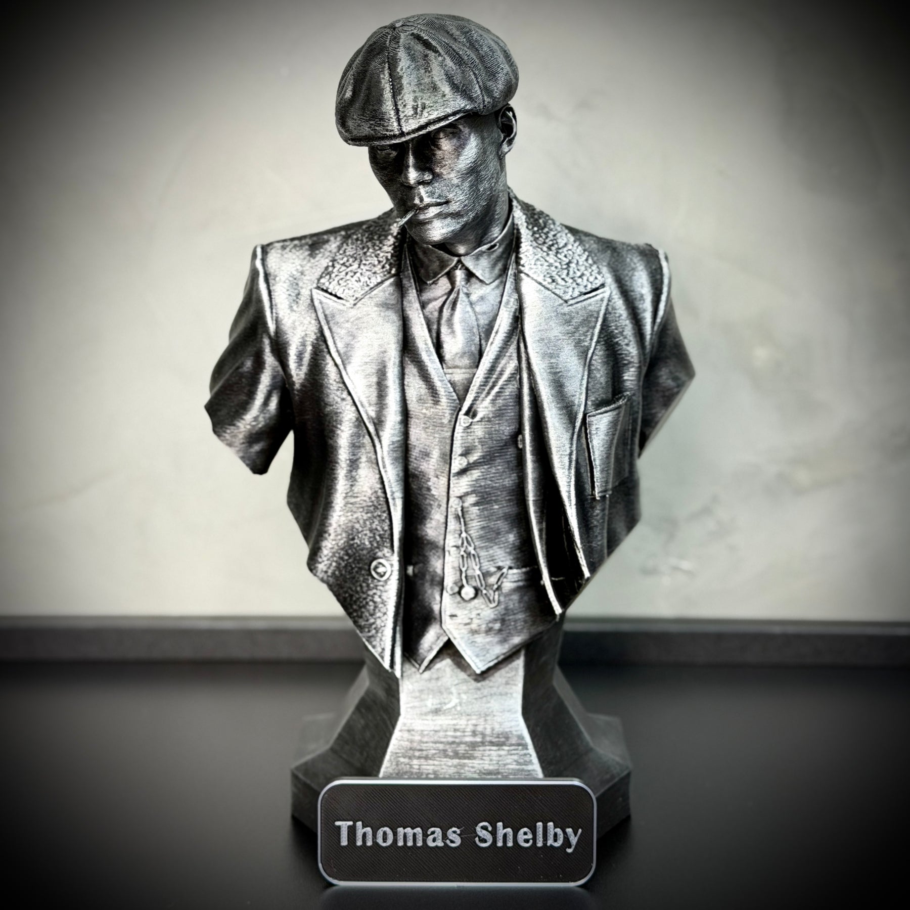 The Shelby Legacy – ( Busto Thomas Shelby ) Premium Decorativo  de Luxo pintado a mão, Pronta entrega ORIGINAL.