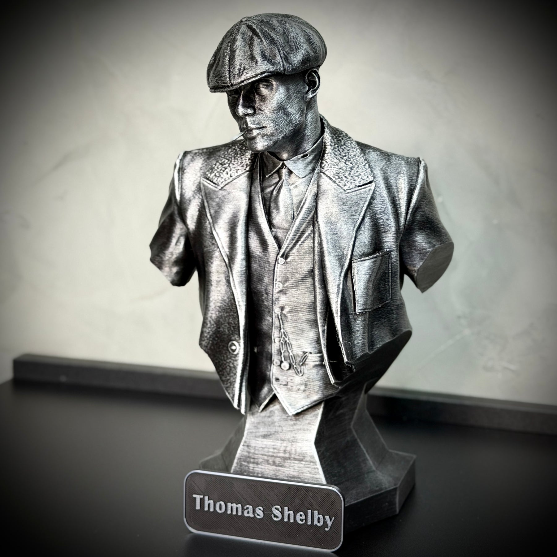 The Shelby Legacy – ( Busto Thomas Shelby ) Premium Decorativo  de Luxo pintado a mão, Pronta entrega ORIGINAL.