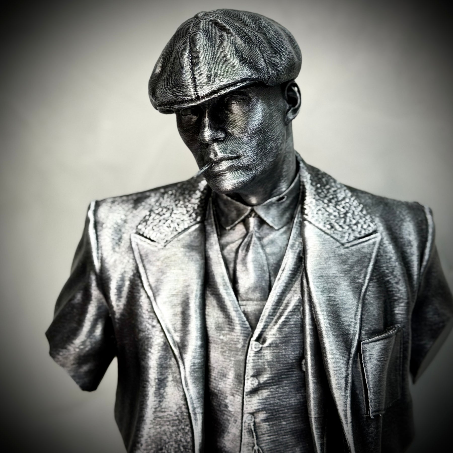 The Shelby Legacy – ( Busto Thomas Shelby ) Premium Decorativo  de Luxo pintado a mão, Pronta entrega ORIGINAL.