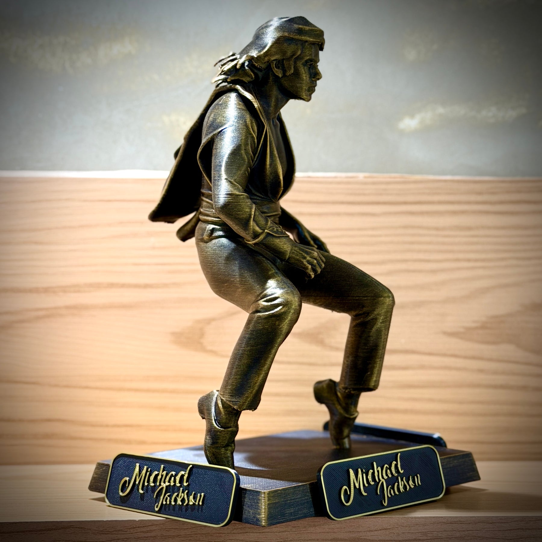 The Michael Legacy – (Figure Premium Michael Jackson ) Decorativo  de Luxo pintado a mão, Pronta entrega ORIGINAL.