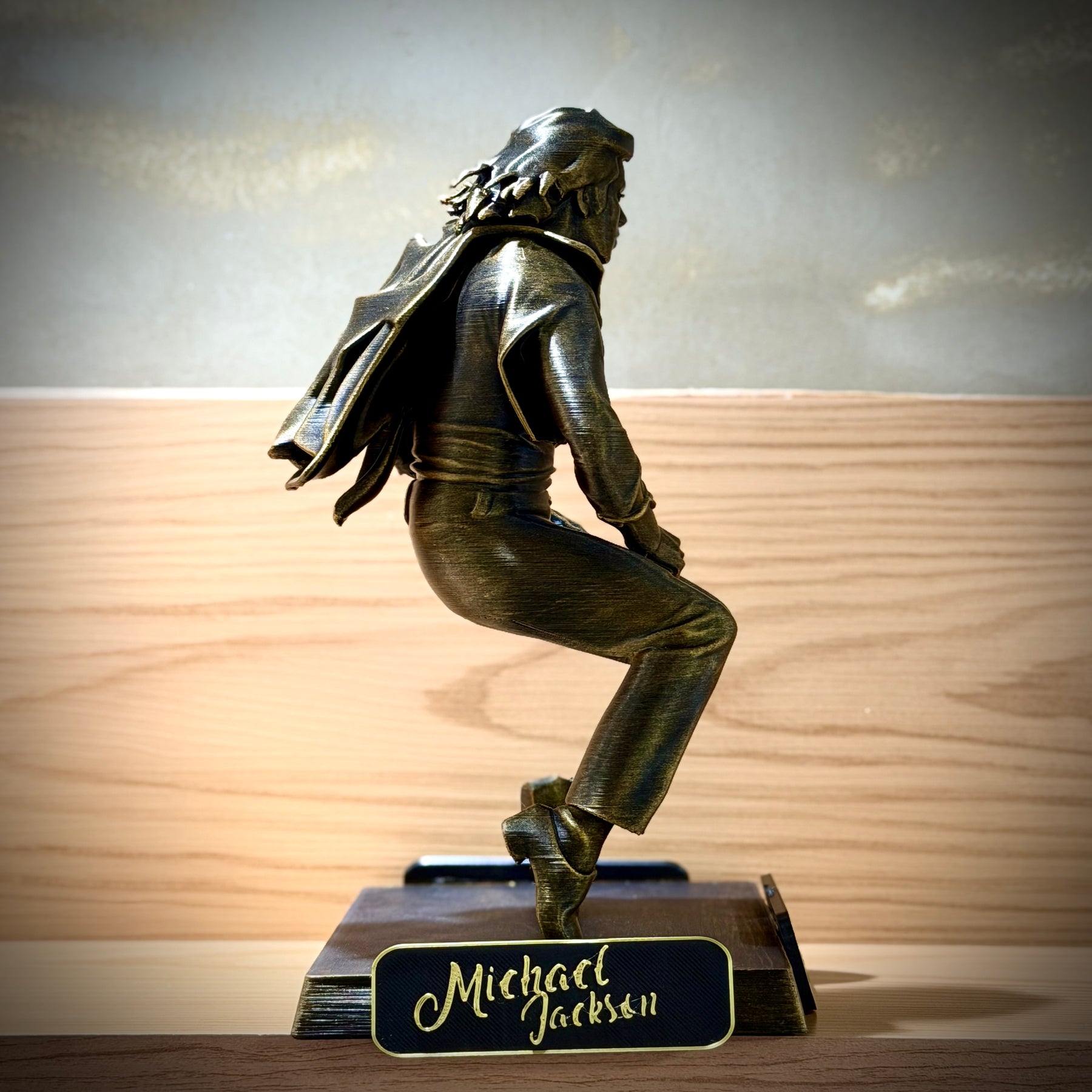 The Michael Legacy – (Figure Premium Michael Jackson ) Decorativo  de Luxo pintado a mão, Pronta entrega ORIGINAL.