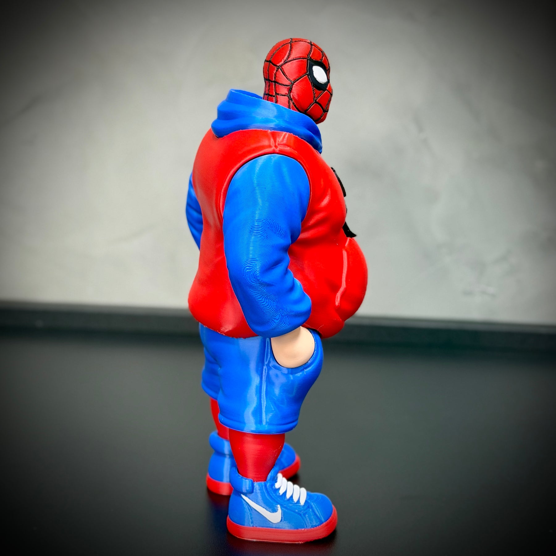 The Fat Spiderman Streetwise– ( Figure decorativa Homem Aranha Gordinho ) Premium de Luxo a mão, Pronta entrega