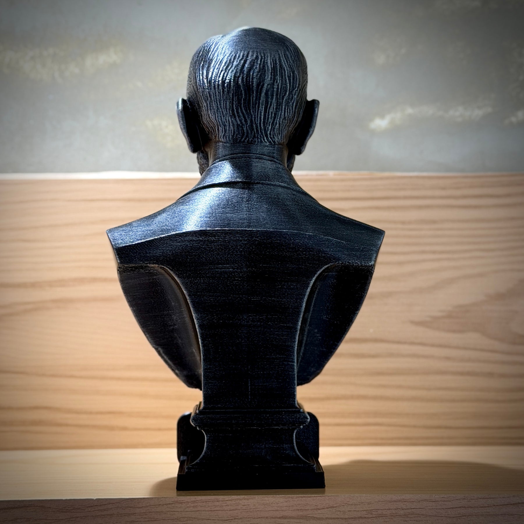 The Freud Legacy ( Busto Premium Sigmund Freud) Decorativo  de Luxo pintado a mão, Pronta entrega ORIGINAL.