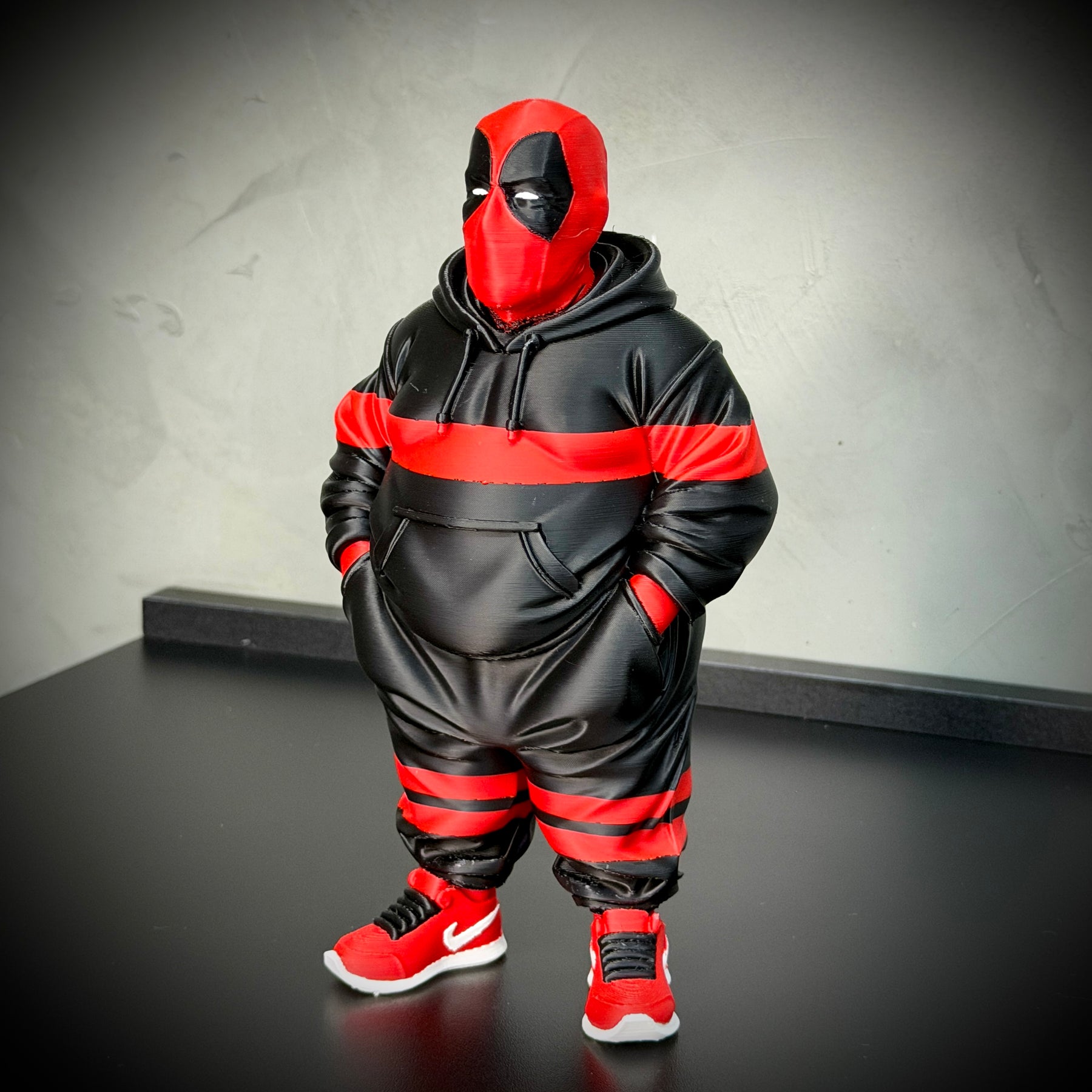 The Fat Deadpool Streetwise– ( Figure decorativa Deadpool Gordinho ) Premium de Luxo a mão, Pronta entrega