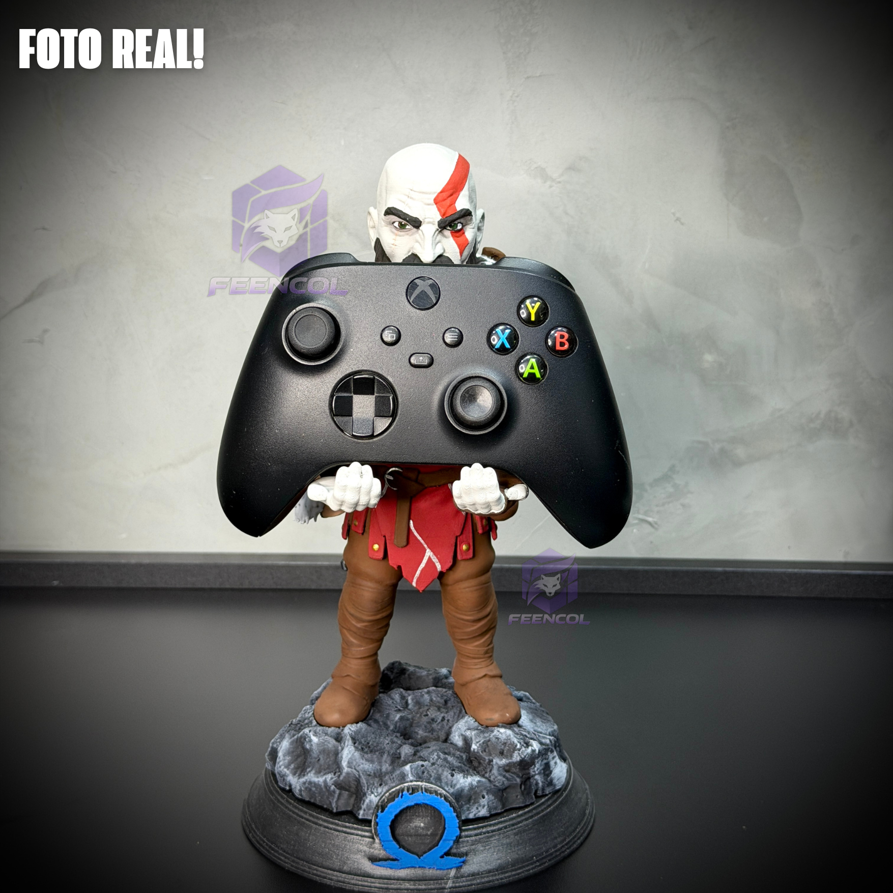 Suporte SUPER Premium Para Controle de Playstation e Xbox Kratos de luxo  pintado a mão Pronta Entrega com chaveiro de brinde